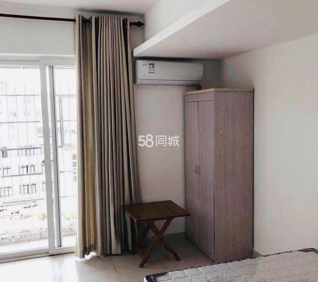 绿地海德公馆  2室2厅2卫    3300.0元/月室内图