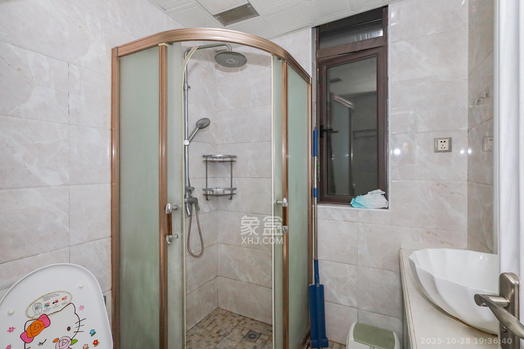 南山雍江汇（滨江国际新城）  1室0厅0卫    108.0万卫生间