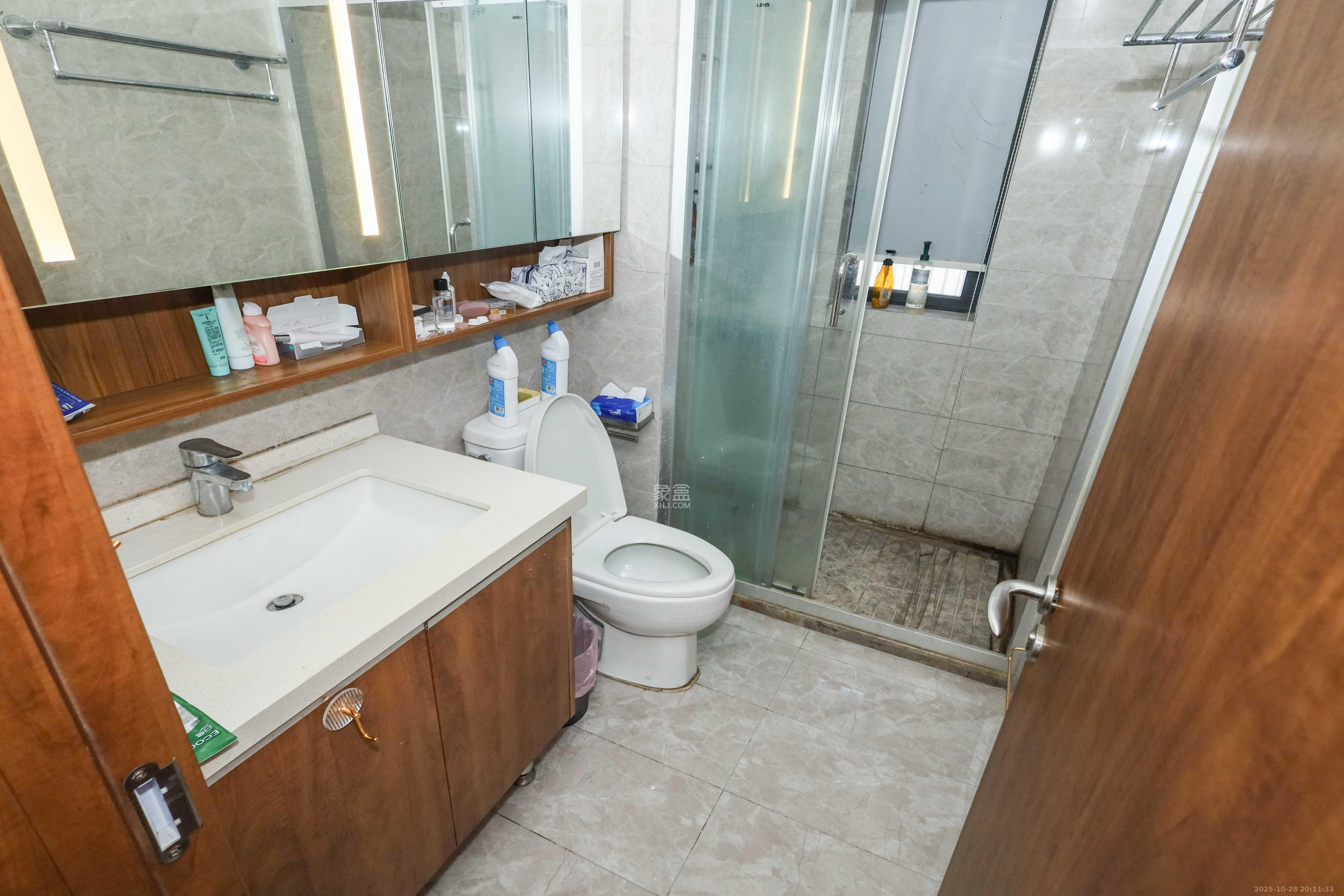 梅溪悦章 3室2厅2卫 140.0万 梅溪悦章 3室2厅2卫 140.0万卫生间