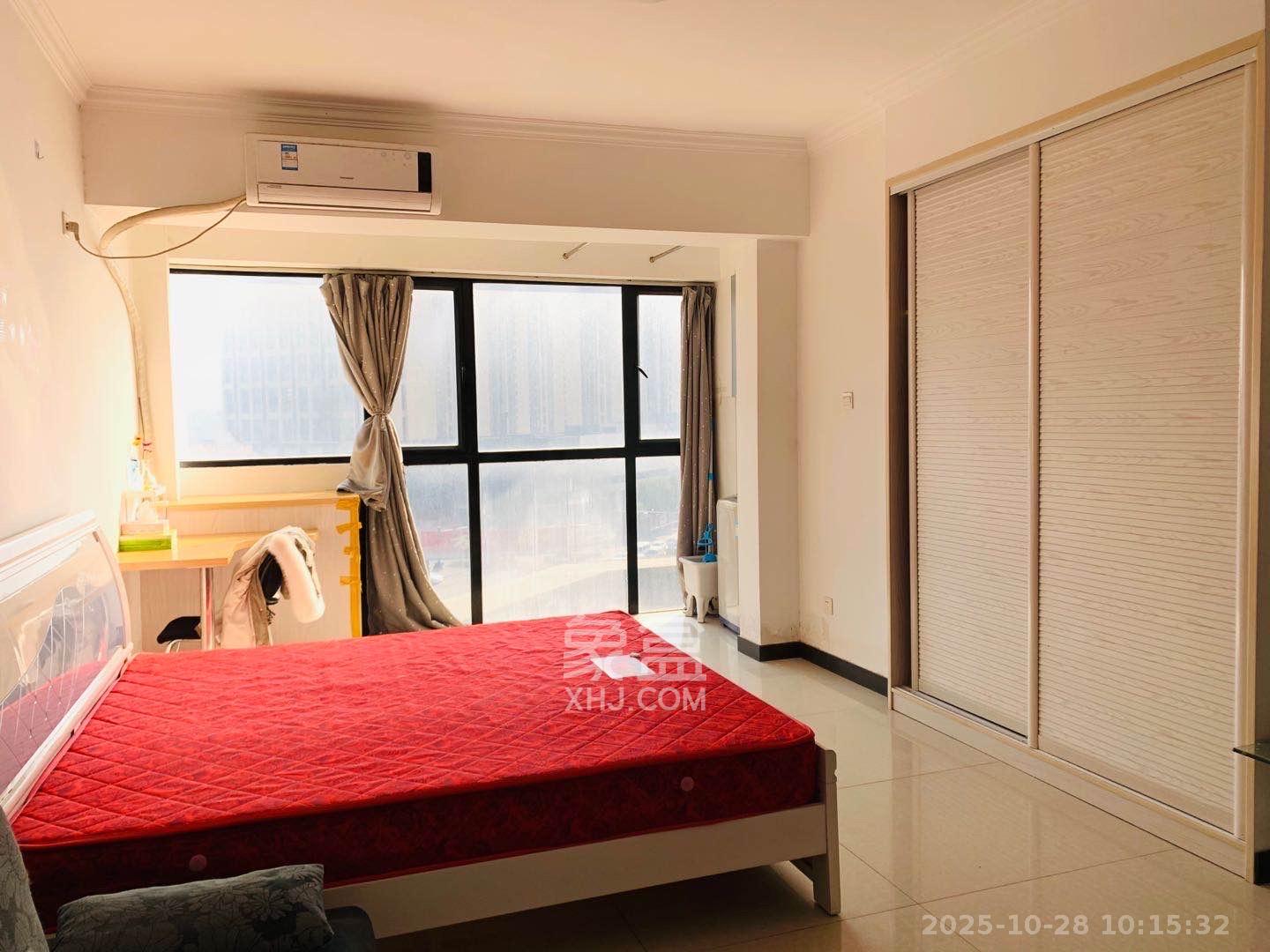 麓谷明珠 1室1厅1卫 1300.0元/月 麓谷明珠 1室1厅1卫 1300.0元/月室内图