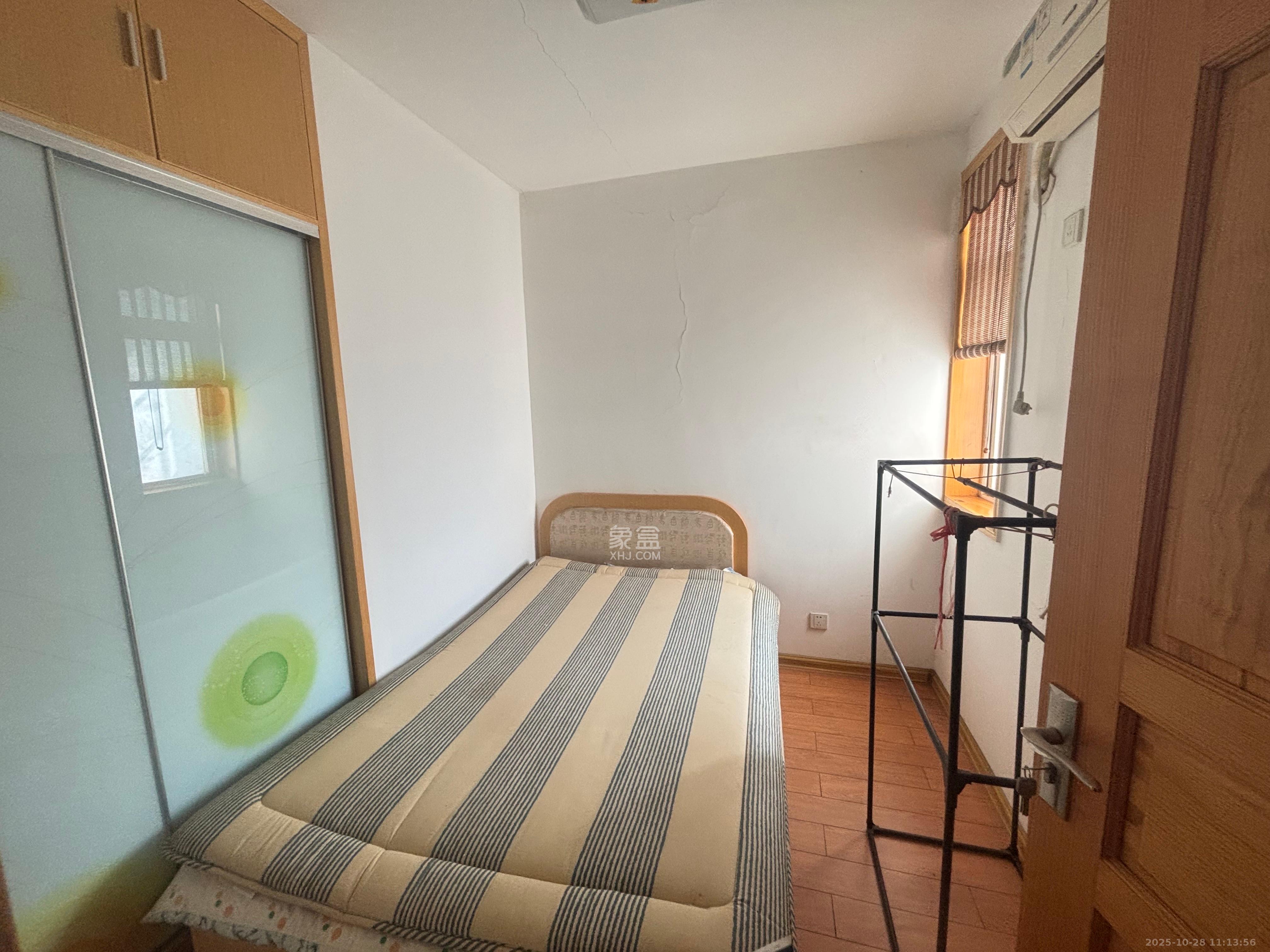 鄱阳小区  1室0厅0卫    1500.0元/月室内图