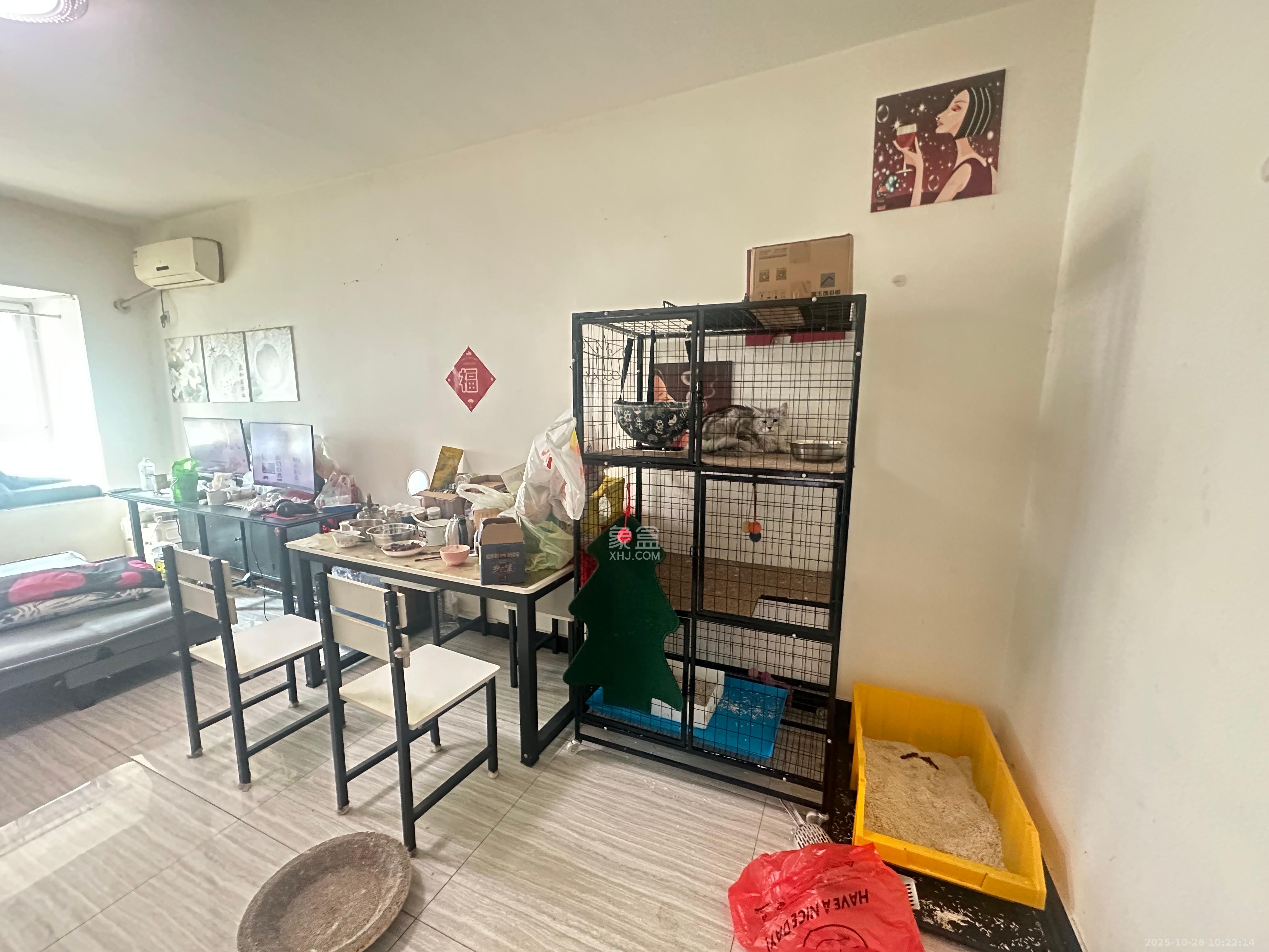 都市晨光  1室1厅1卫    1500.0元/月 都市晨光  1室1厅1卫    1500.0元/月室内图