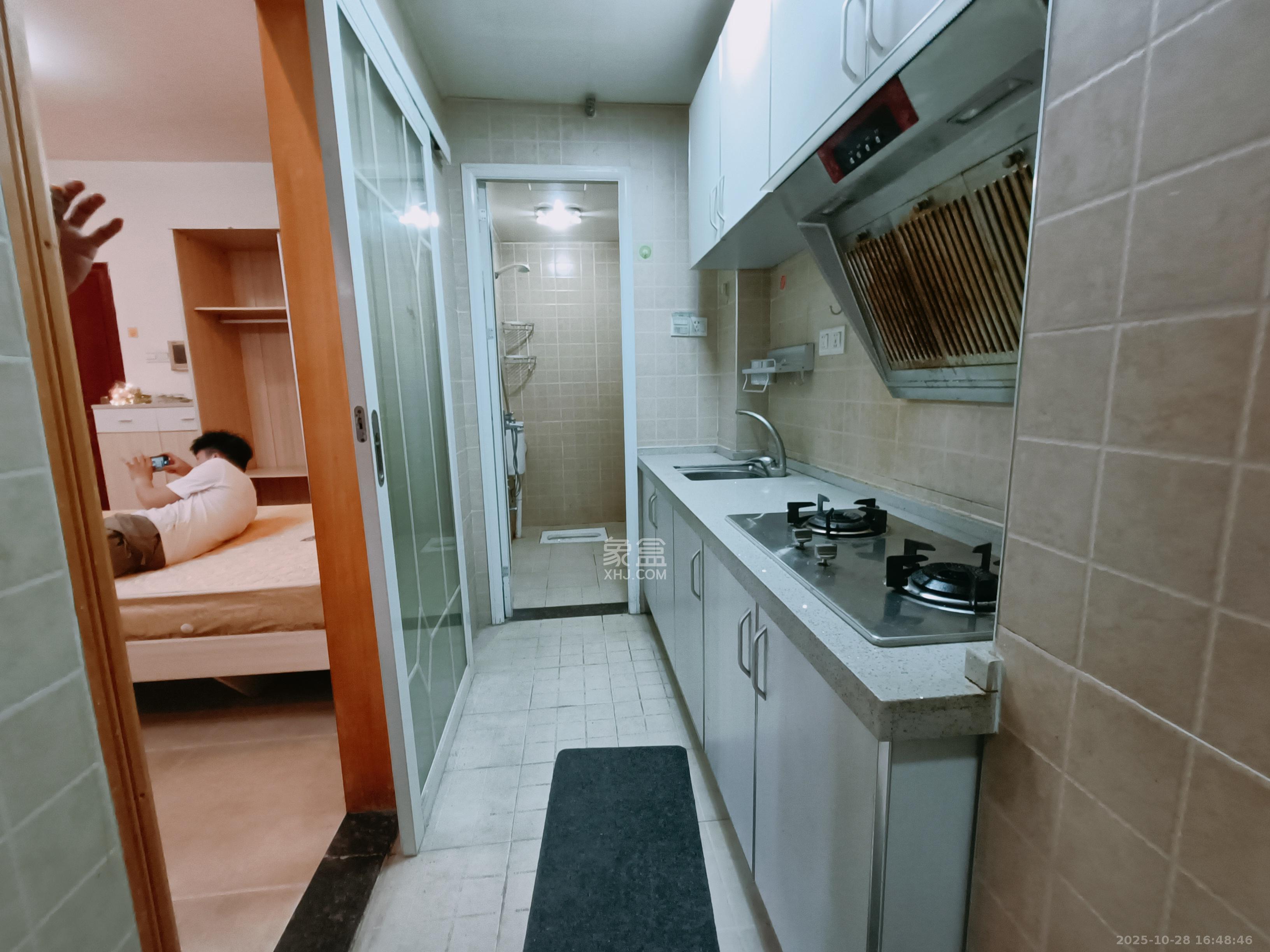 凯轩云顶  1室1厅1卫    1600.0元/月 凯轩云顶  1室1厅1卫    1600.0元/月室内图