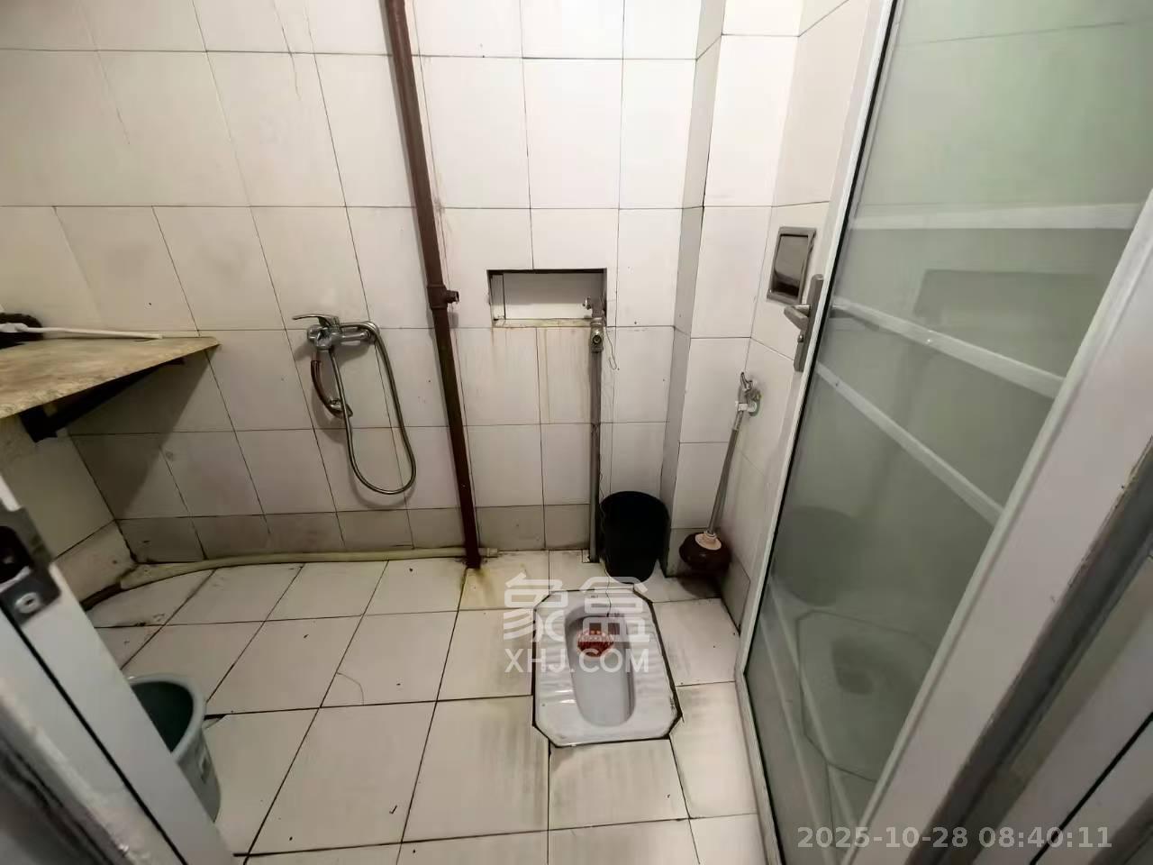 吉景小区  2室2厅1卫    1800.0元/月室内图