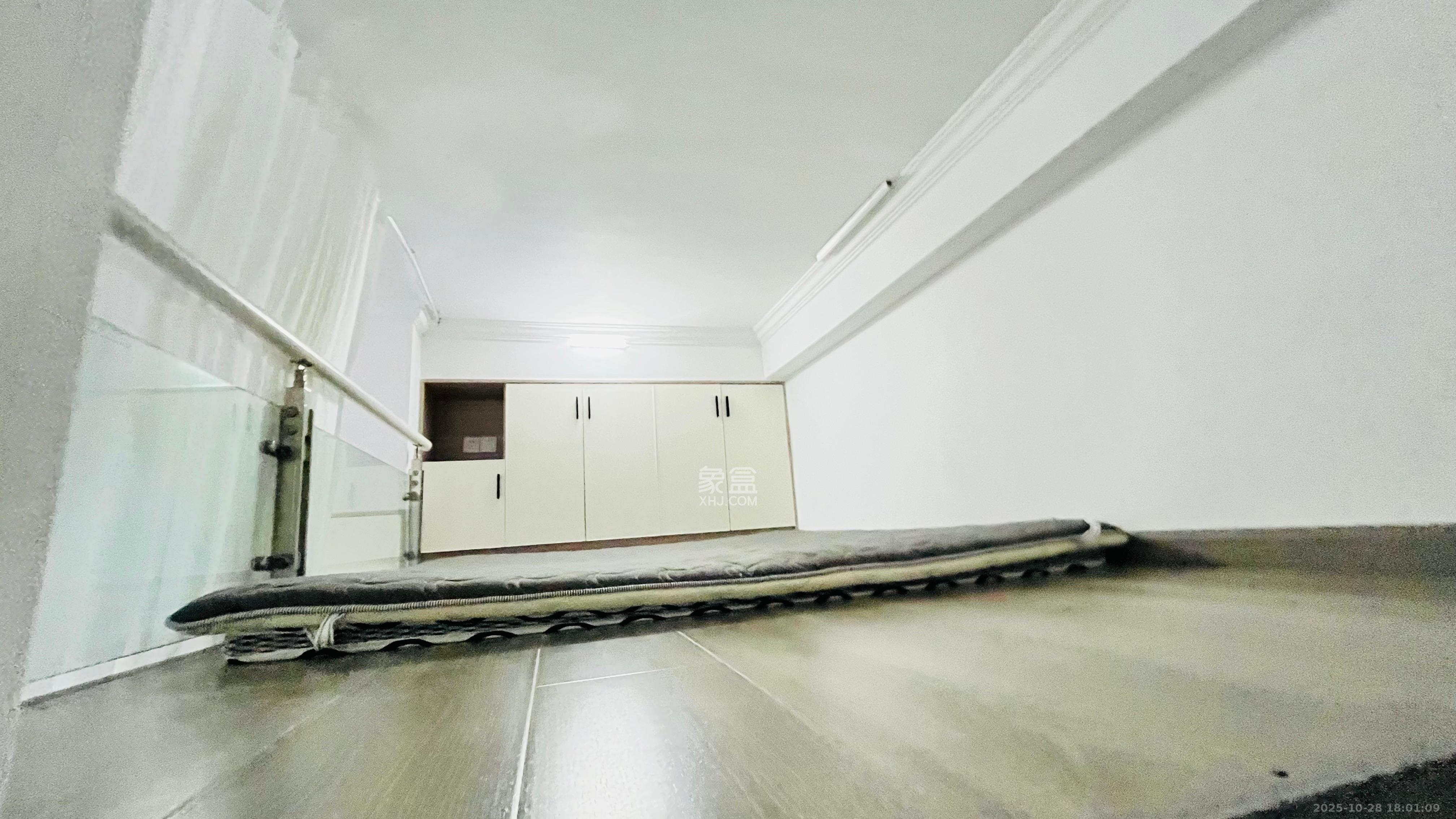 奥克斯滨仕花园（奥克斯洋湖广场/奥克斯中心）  1室1厅1卫    1800.0元/月室内图