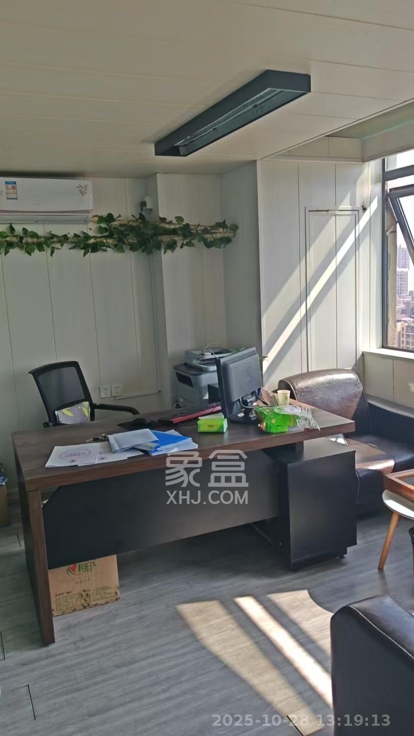 华润置地广场二期  1室0厅0卫    3500.0元/月室内图