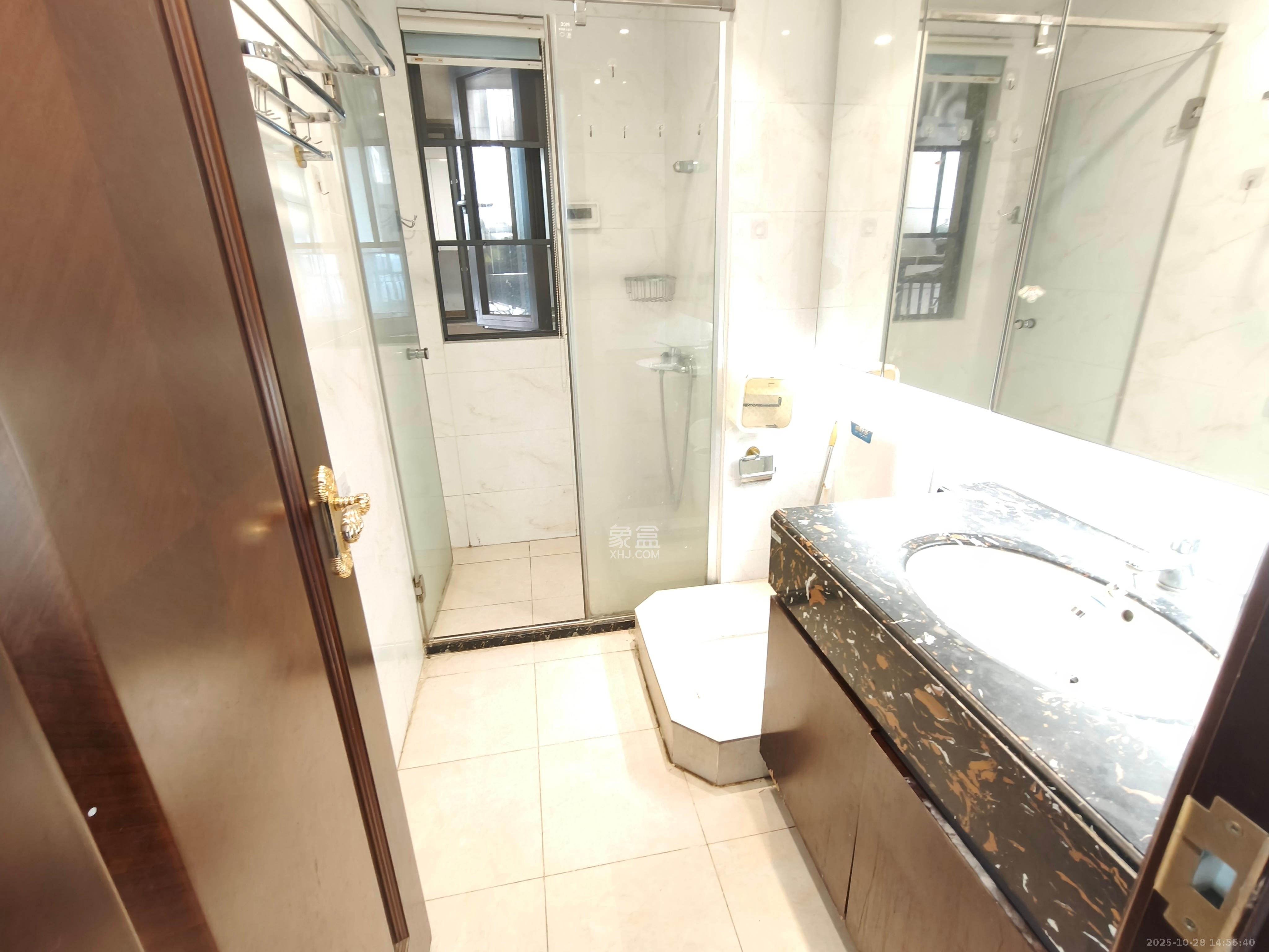 恒大御景半岛锦绣苑  1室0厅0卫    2500.0元/月室内图