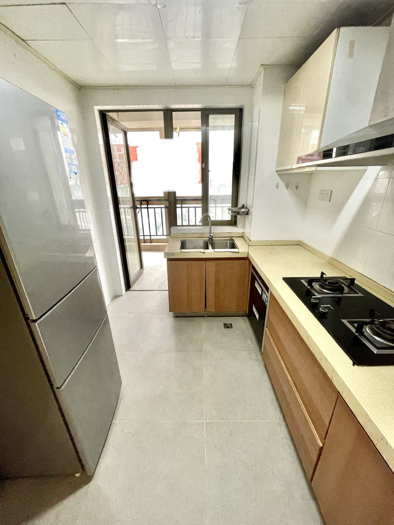 世代雅居  3室2厅2卫    4000.0元/月 世代雅居  3室2厅2卫    4000.0元/月室内图