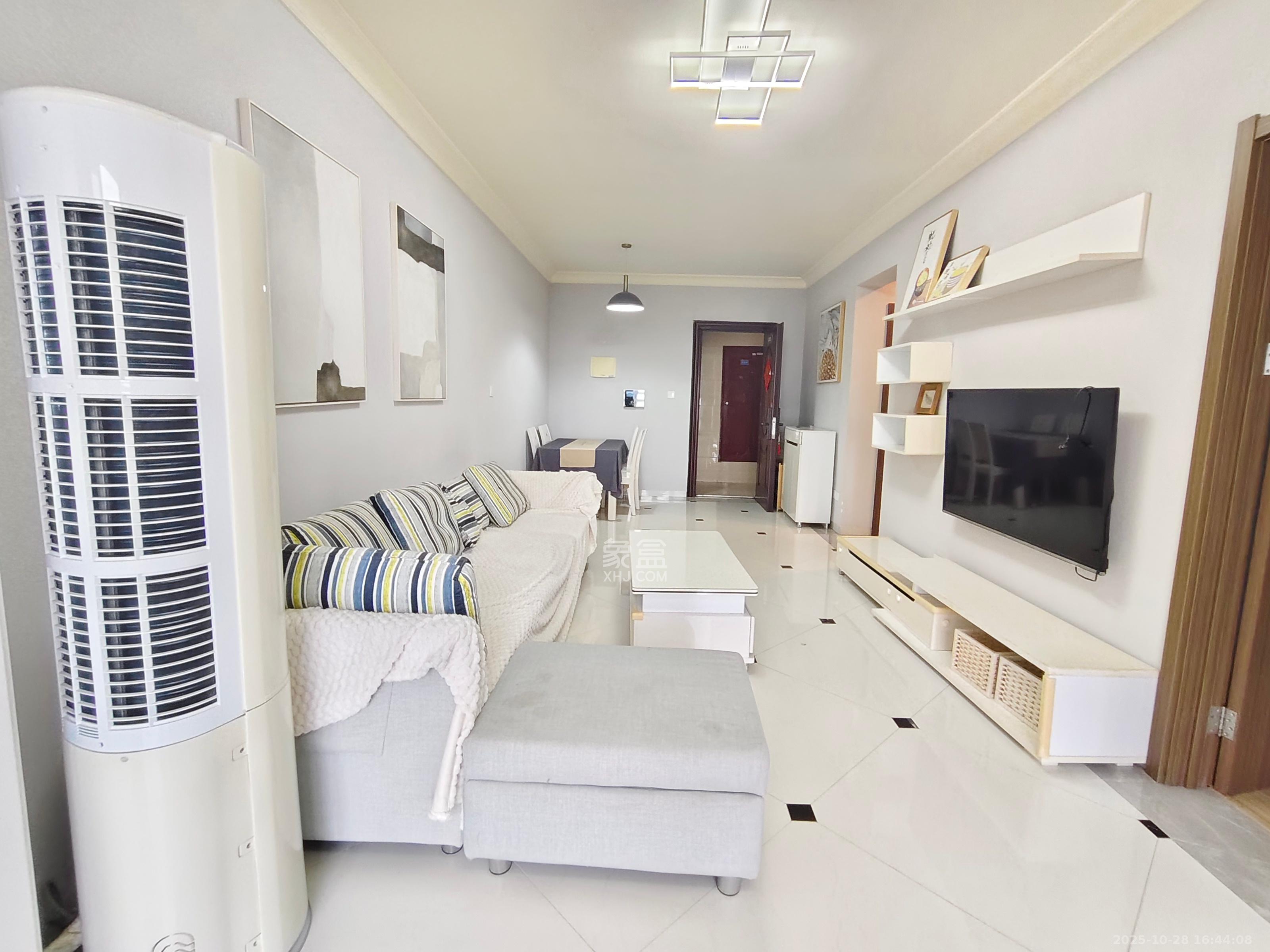 碧桂园  2室2厅1卫    36.8万 碧桂园  2室2厅1卫    36.8万客厅