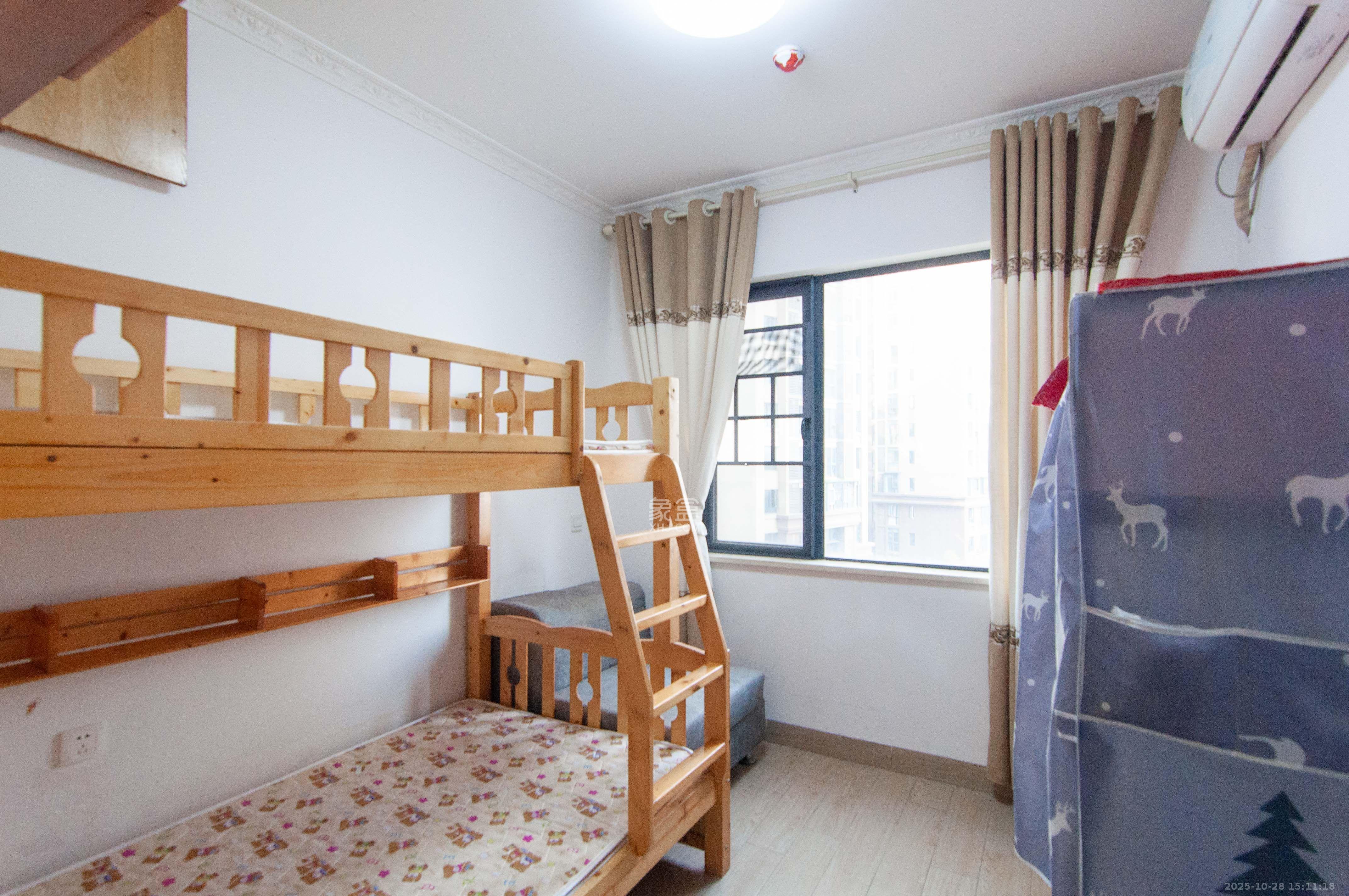 中建梅溪湖中心  3室2厅1卫    3000.0元/月 中建梅溪湖中心  3室2厅1卫    3000.0元/月室内图