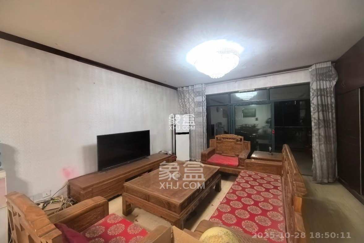 华盛新外滩 3室2厅1卫 2980.0元/月 华盛新外滩 3室2厅1卫 2980.0元/月室内图