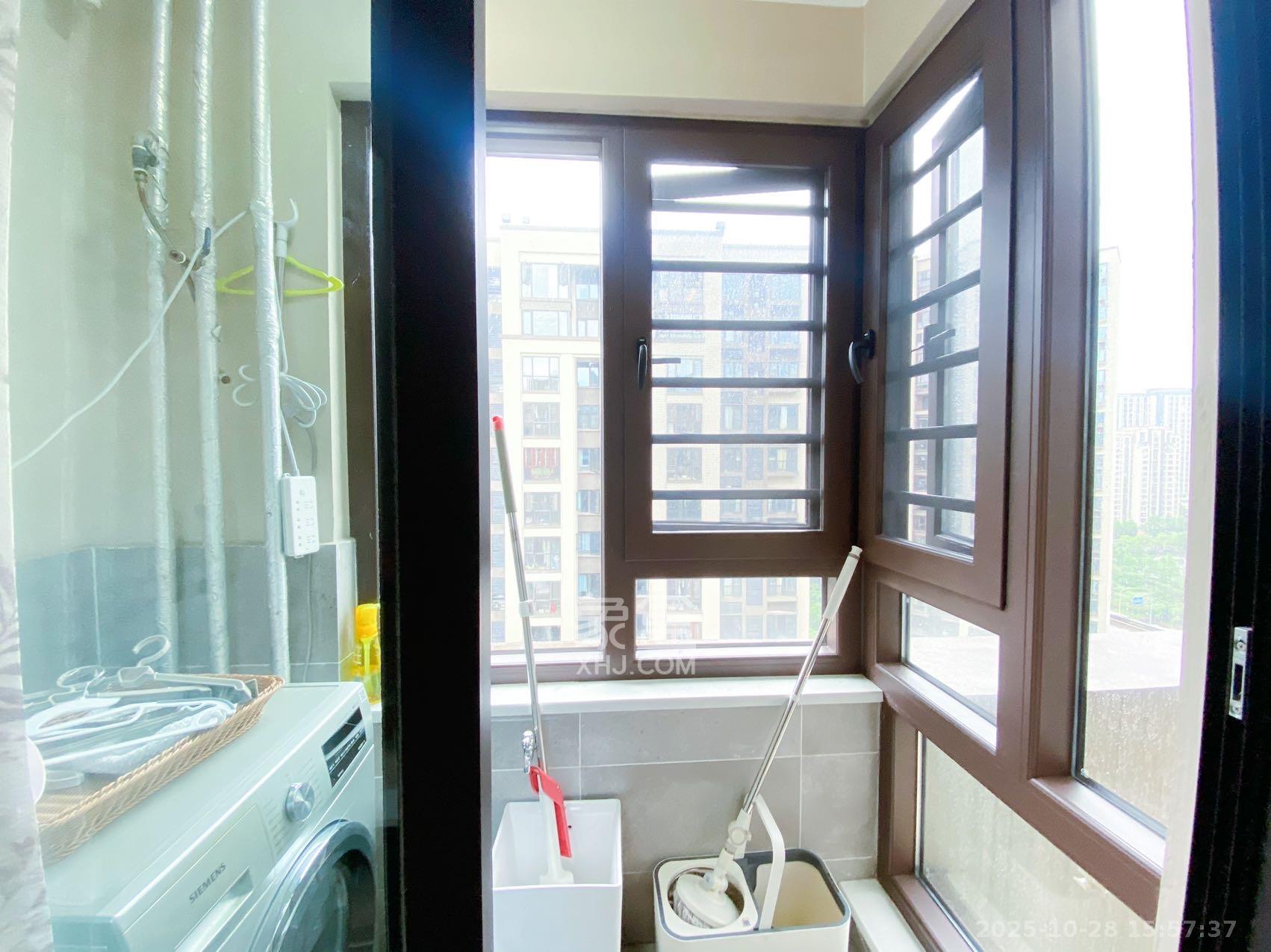 万科里梅溪郡  4室2厅2卫    5000.0元/月 万科里梅溪郡  4室2厅2卫    5000.0元/月室内图