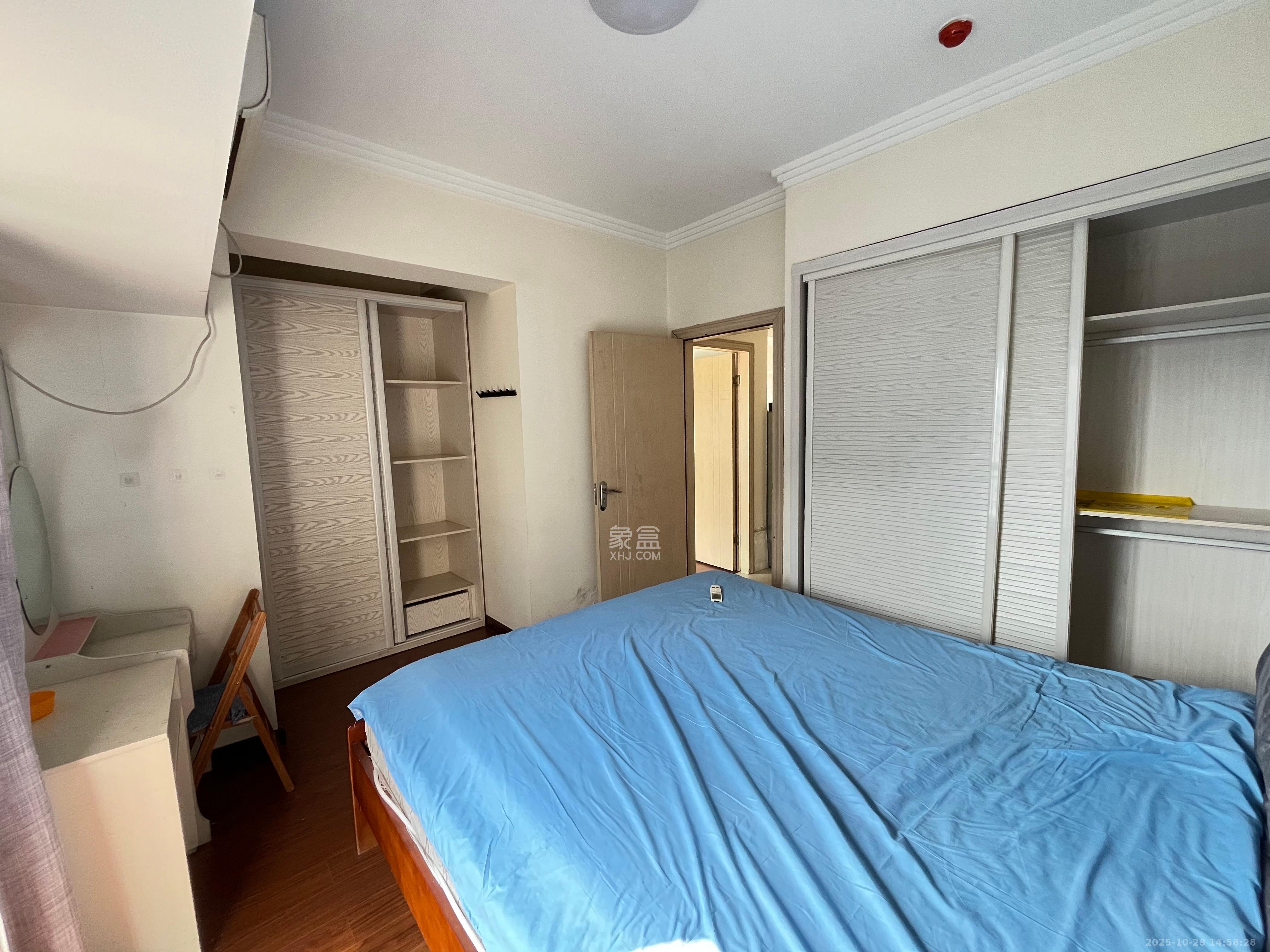 西子一间  2室2厅1卫    2100.0元/月室内图