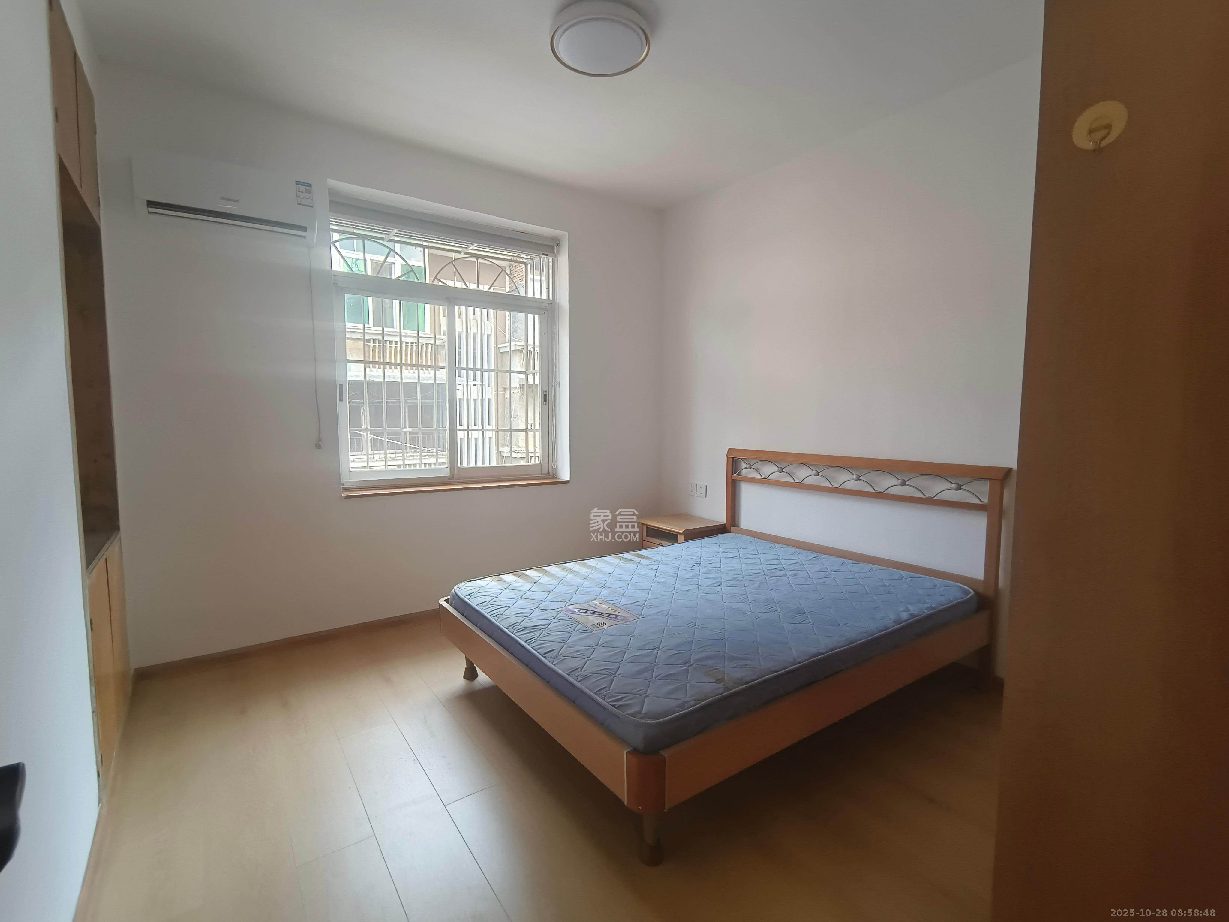 长岭包装宿舍 2室1厅1卫 1500.0元/月 长岭包装宿舍 2室1厅1卫 1500.0元/月室内图