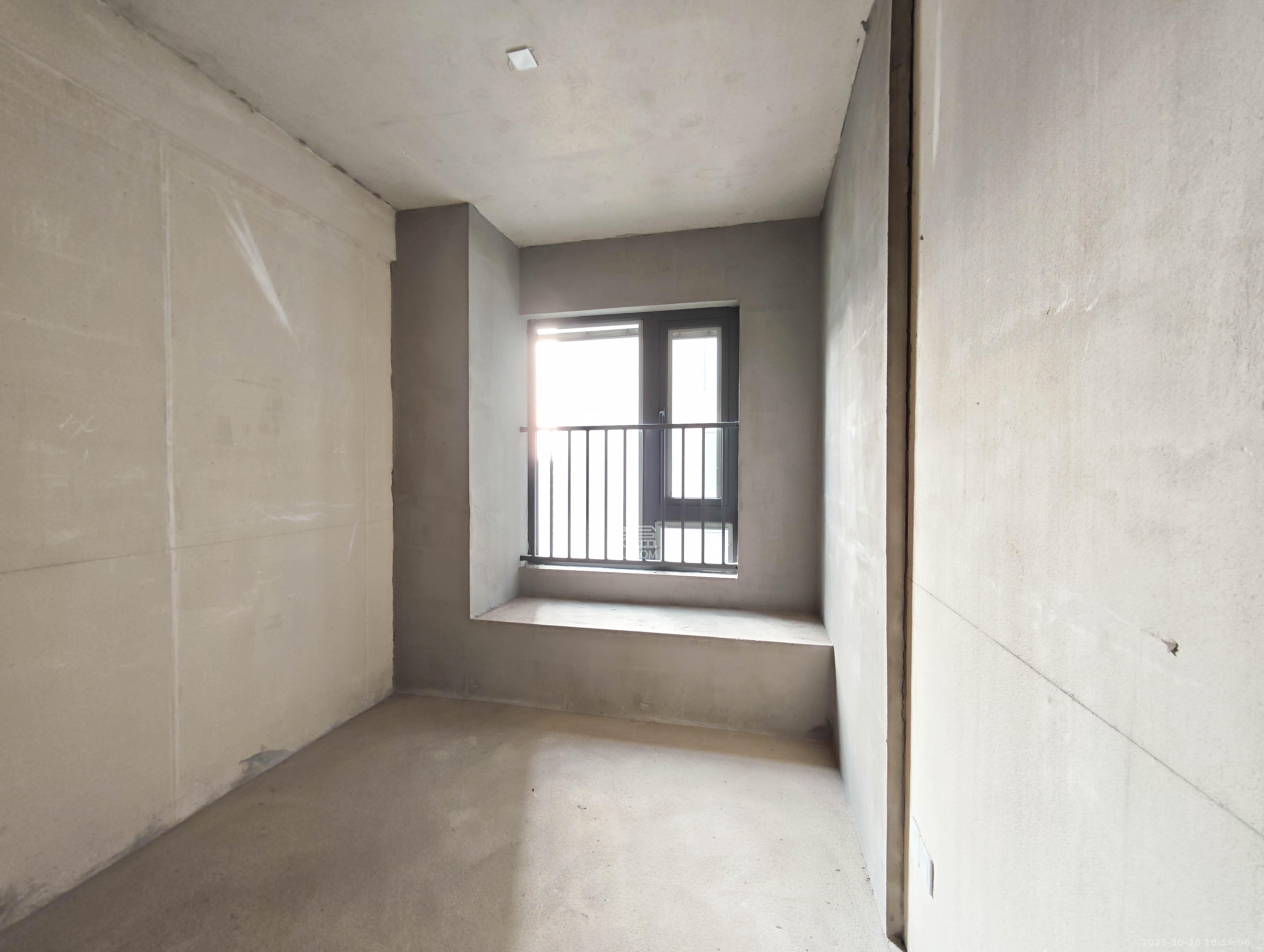 新城明昱东方 3室2厅1卫 78.0万 新城明昱东方 3室2厅1卫 78.0万卧室