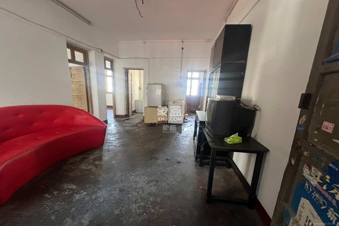 朝阳一、二村 3室1厅1卫 1500.0元/月 朝阳一、二村 3室1厅1卫 1500.0元/月室内图