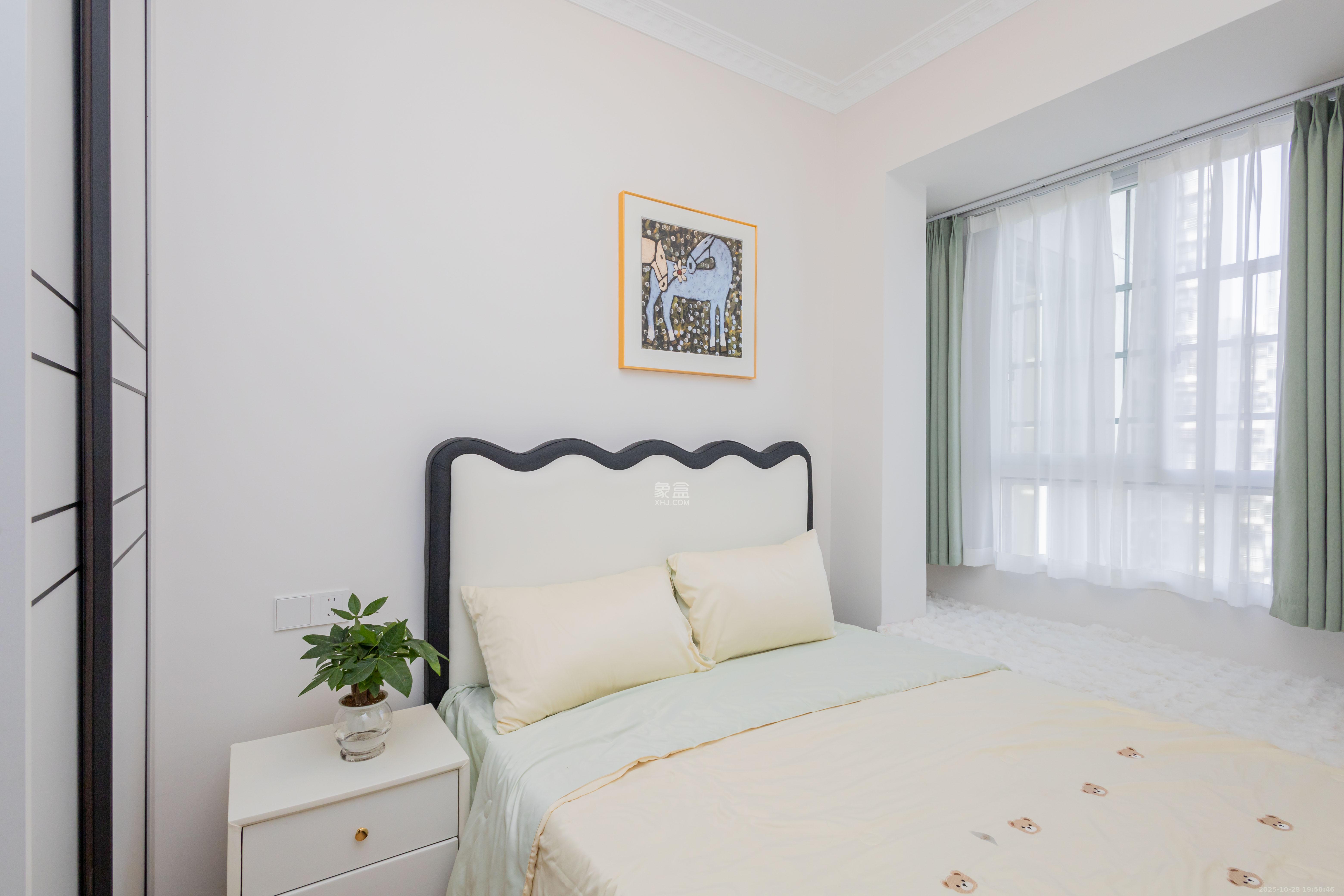 圣力华苑  3室2厅2卫    70.8万卧室