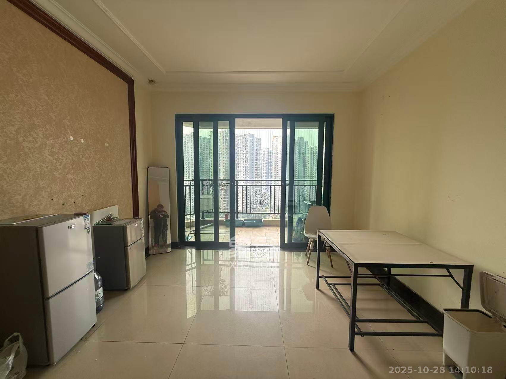 恒大翡翠华庭 2室2厅1卫 1480.0元/月 恒大翡翠华庭 2室2厅1卫 1480.0元/月室内图