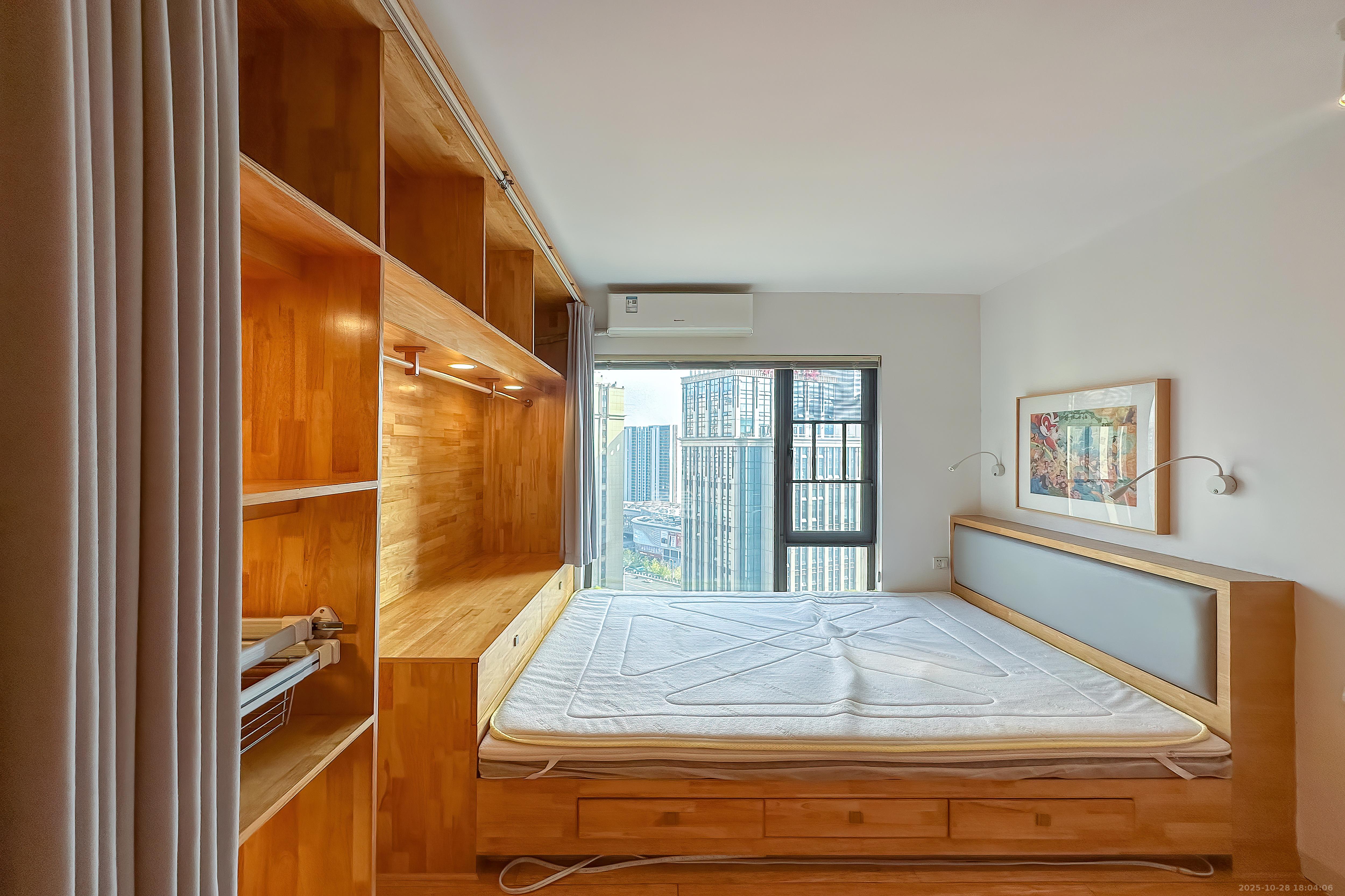 合能洋湖公馆  3室2厅1卫    77.0万卧室