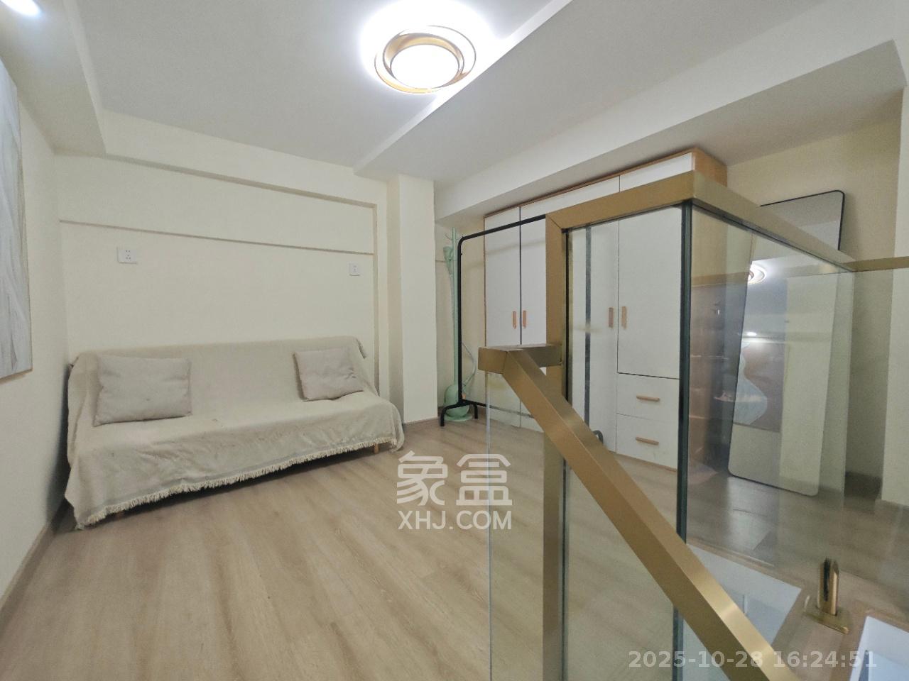 碧桂园城市之光  2室1厅1卫    2000.0元/月室内图