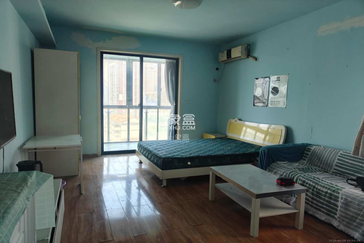 尊邸华庭 1室1厅1卫 1500.0元/月 尊邸华庭 1室1厅1卫 1500.0元/月室内图