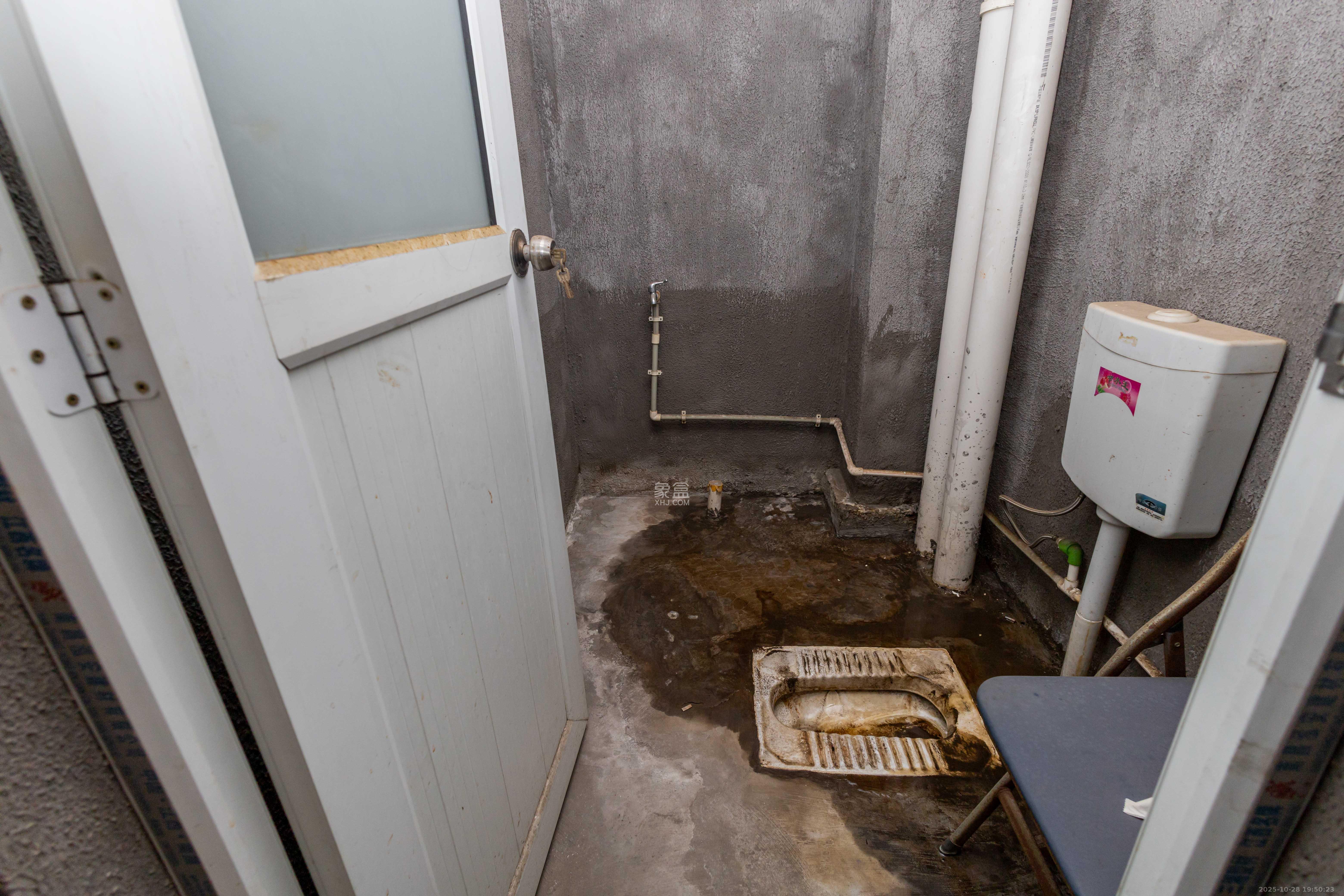 中国铁建国际城一期  1室1厅1卫    26.8万卫生间