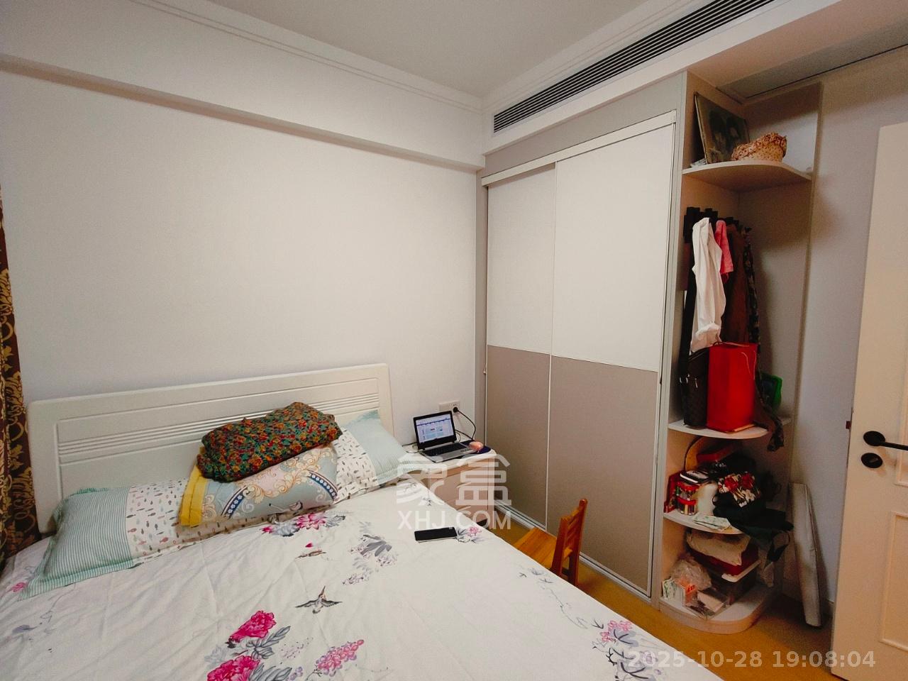 万科金色梦想B区  3室2厅2卫    3000.0元/月 万科金色梦想B区  3室2厅2卫    3000.0元/月室内图