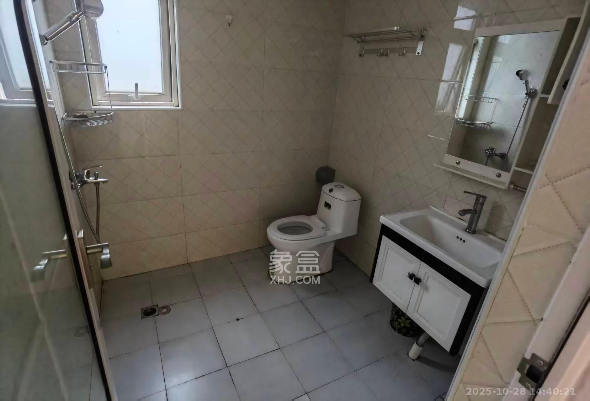 北辰三角洲E3区 3室2厅2卫 2800.0元/月 北辰三角洲E3区 3室2厅2卫 2800.0元/月室内图