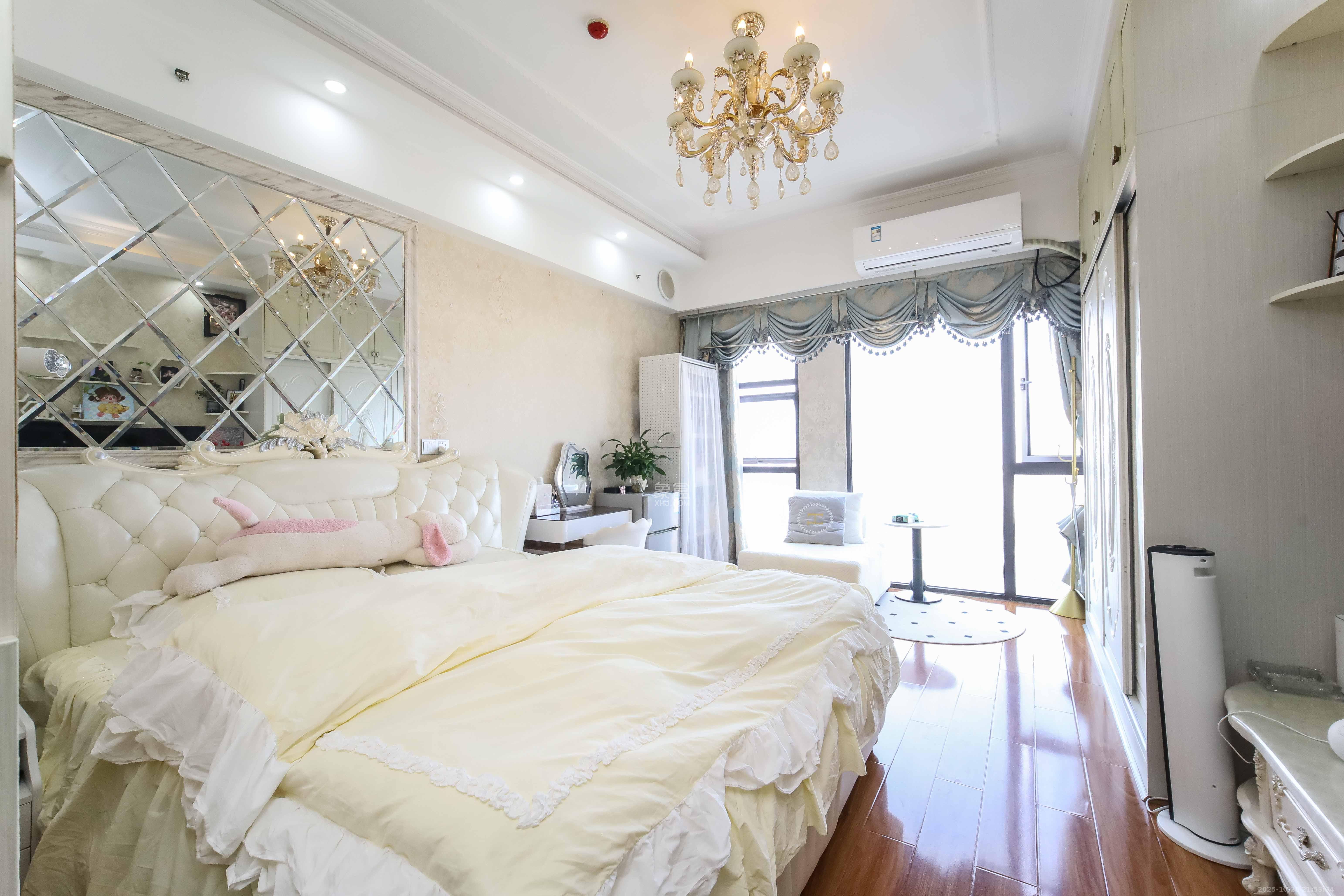 红橡华园(菲莎公馆)  1室1厅1卫    31.0万卧室