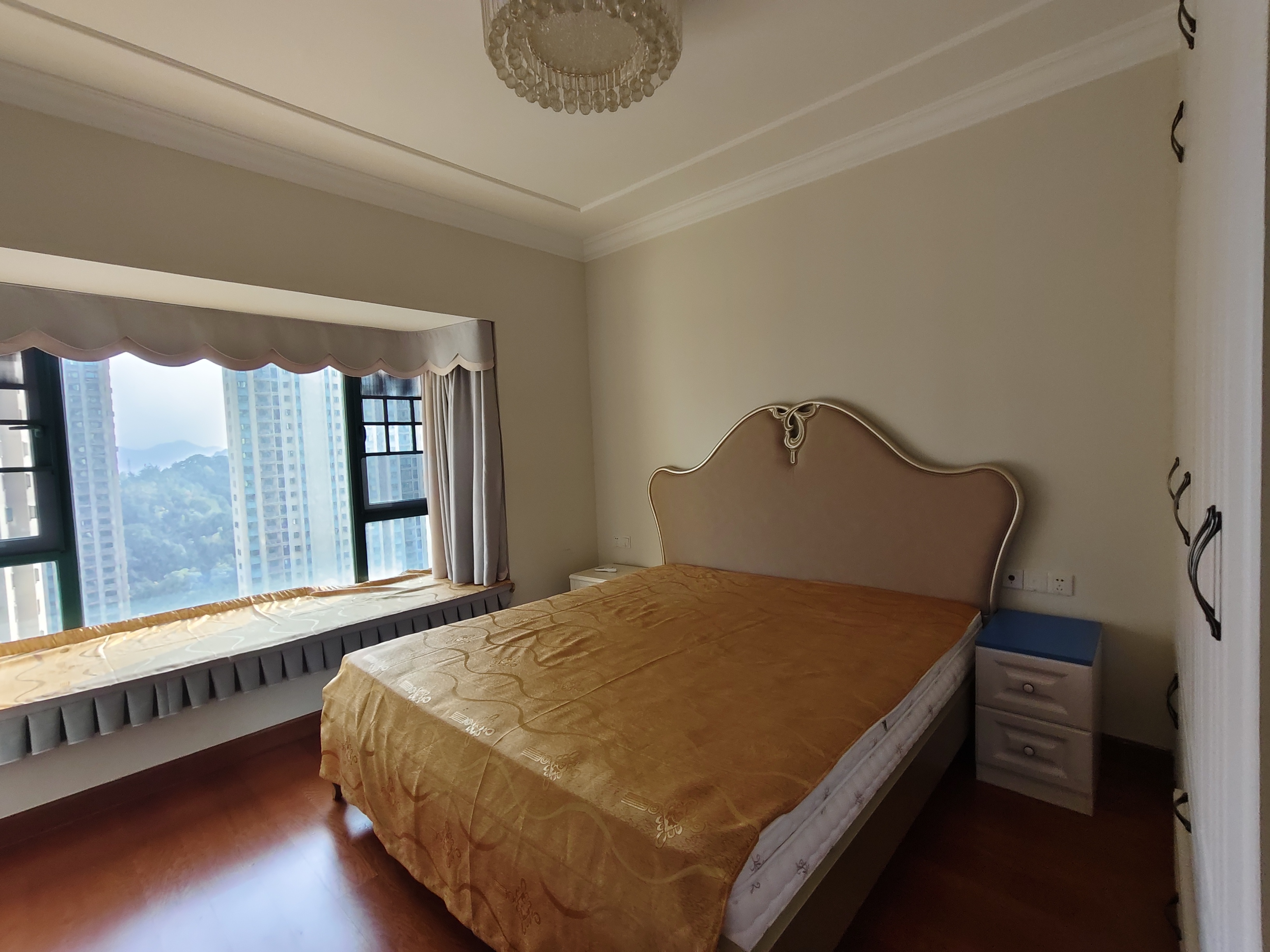 恒大绿洲 3室2厅2卫 2200.0元/月 恒大绿洲 3室2厅2卫 2200.0元/月室内图