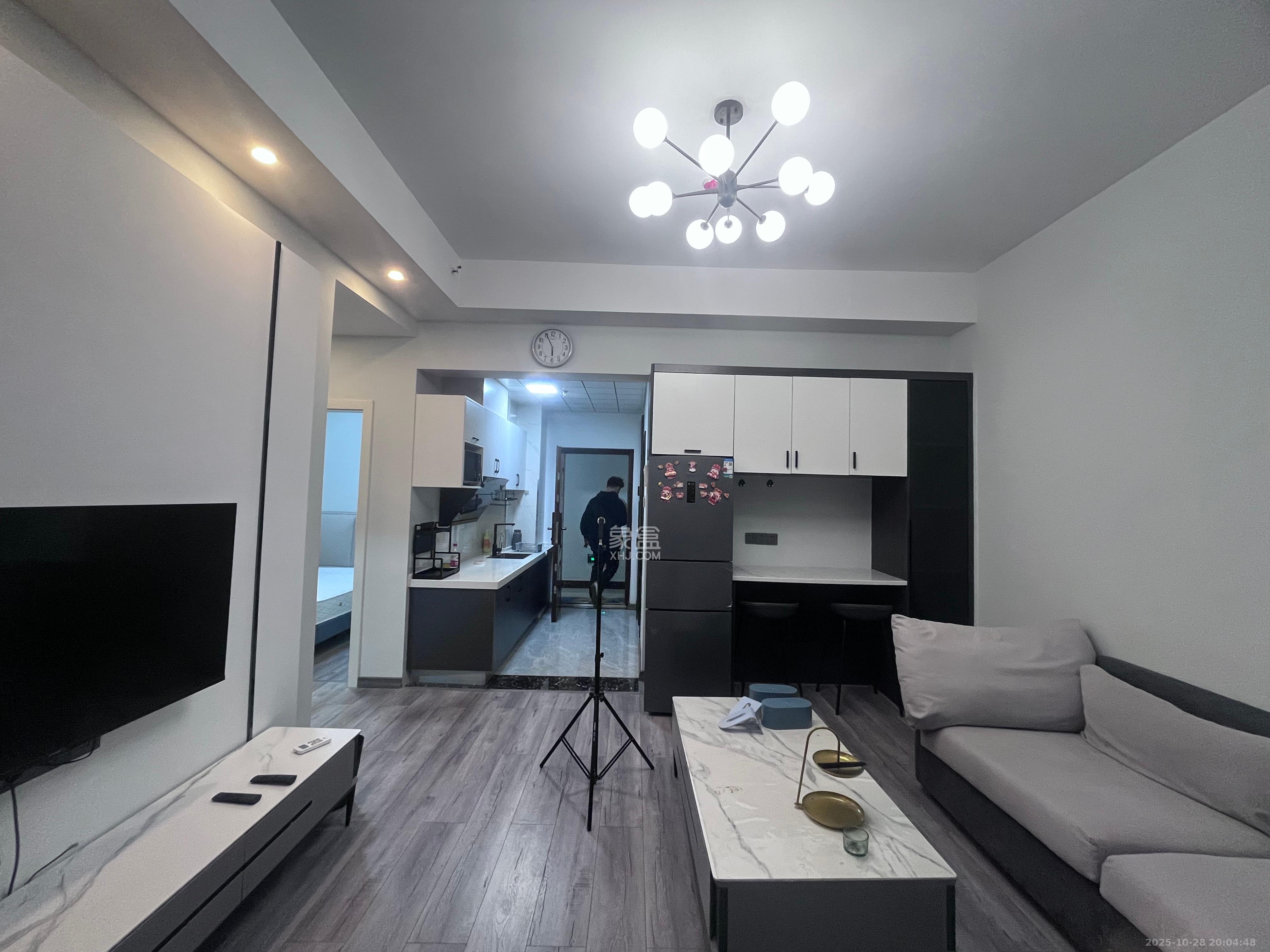 中建悦和城 2室1厅1卫 2300.0元/月 中建悦和城 2室1厅1卫 2300.0元/月室内图