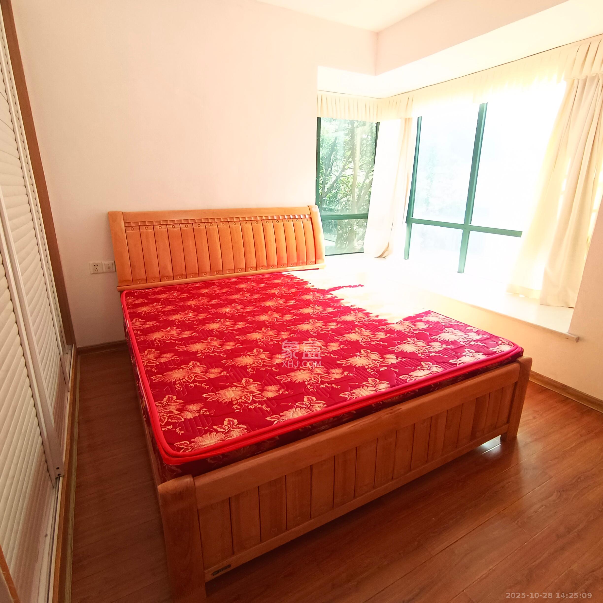 绿洲花园 2室1厅1卫 2200.0元/月 绿洲花园 2室1厅1卫 2200.0元/月室内图