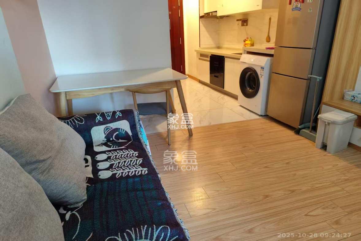 碧桂园城市之光 1室0厅0卫 1600.0元/月 碧桂园城市之光 1室0厅0卫 1600.0元/月室内图