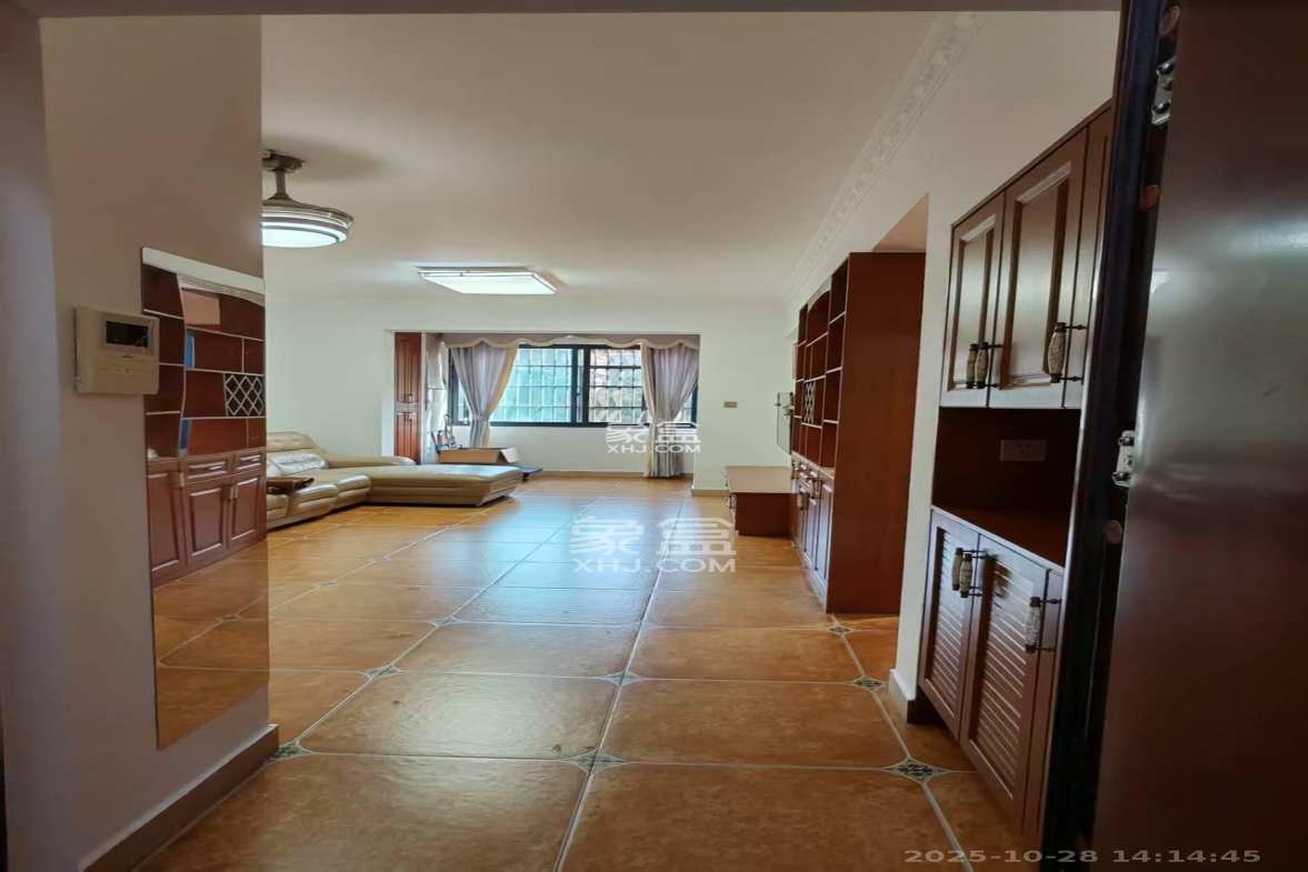 澳海澜庭 2室2厅1卫 1500.0元/月 澳海澜庭 2室2厅1卫 1500.0元/月室内图