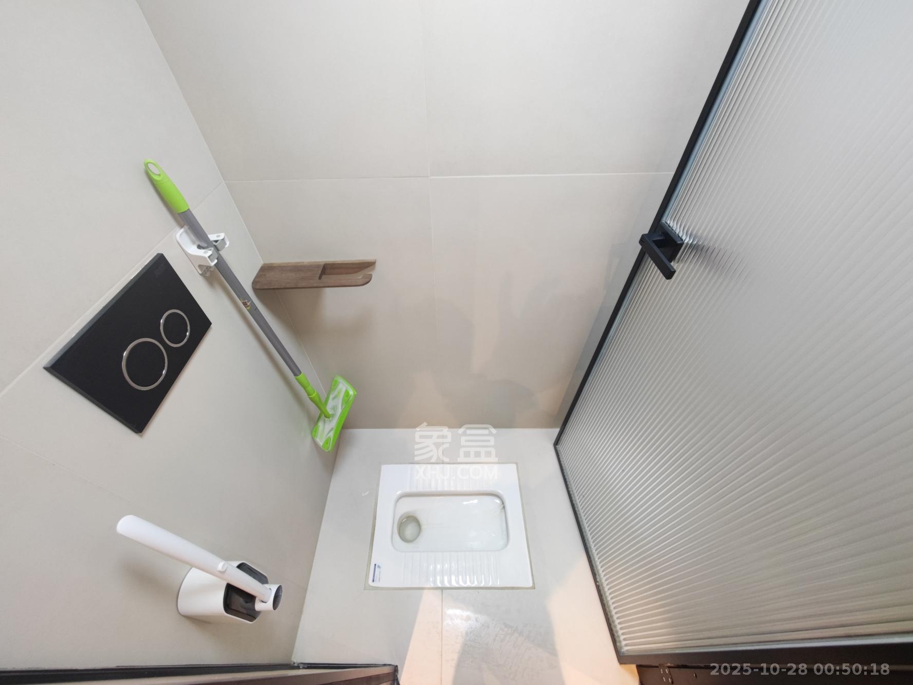 卓越伊景寓 1室1厅1卫 46.0万 卓越伊景寓 1室1厅1卫 46.0万卫生间