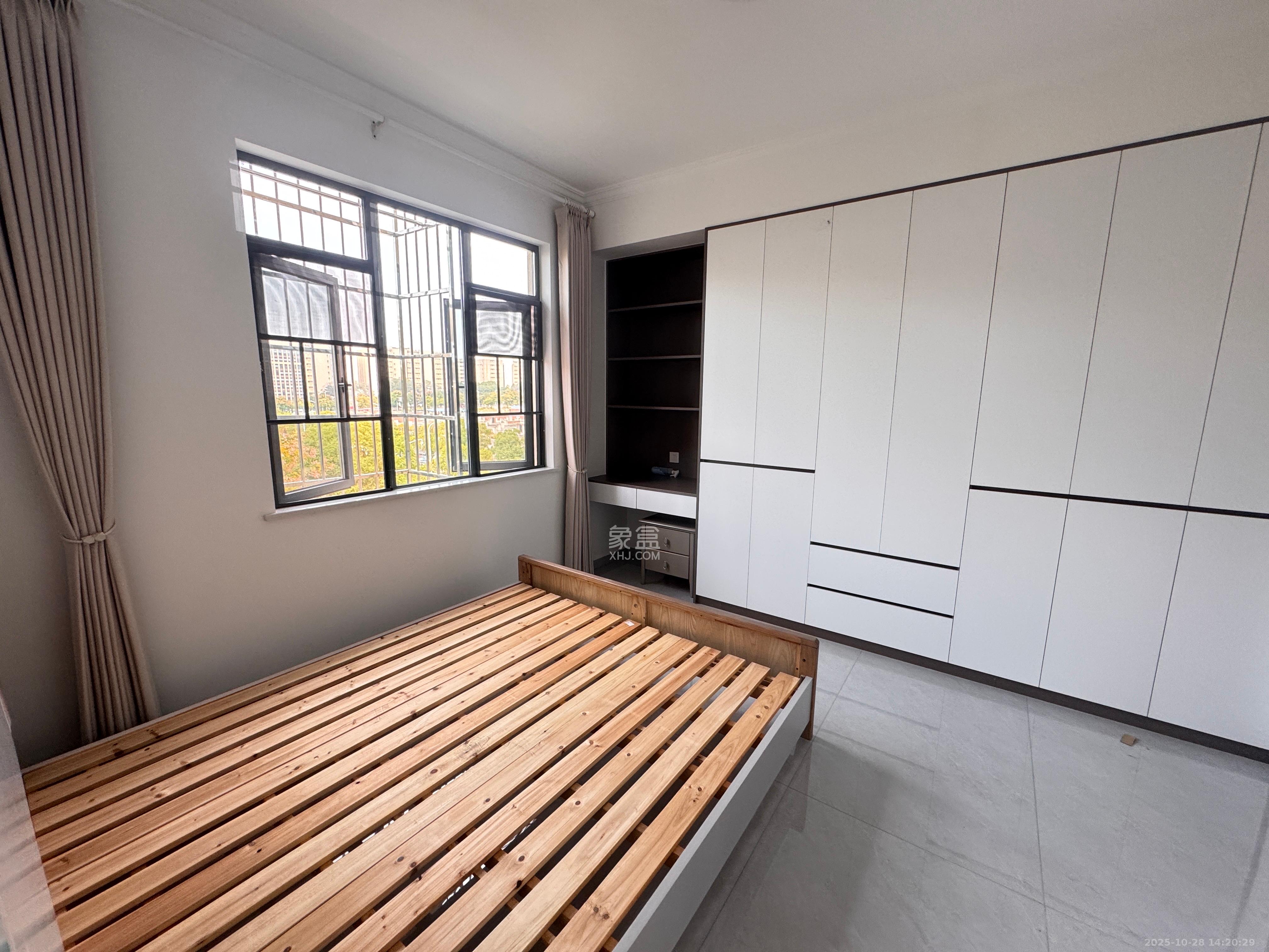 先锋新宇  1室1厅1卫    1500.0元/月 先锋新宇  1室1厅1卫    1500.0元/月室内图1