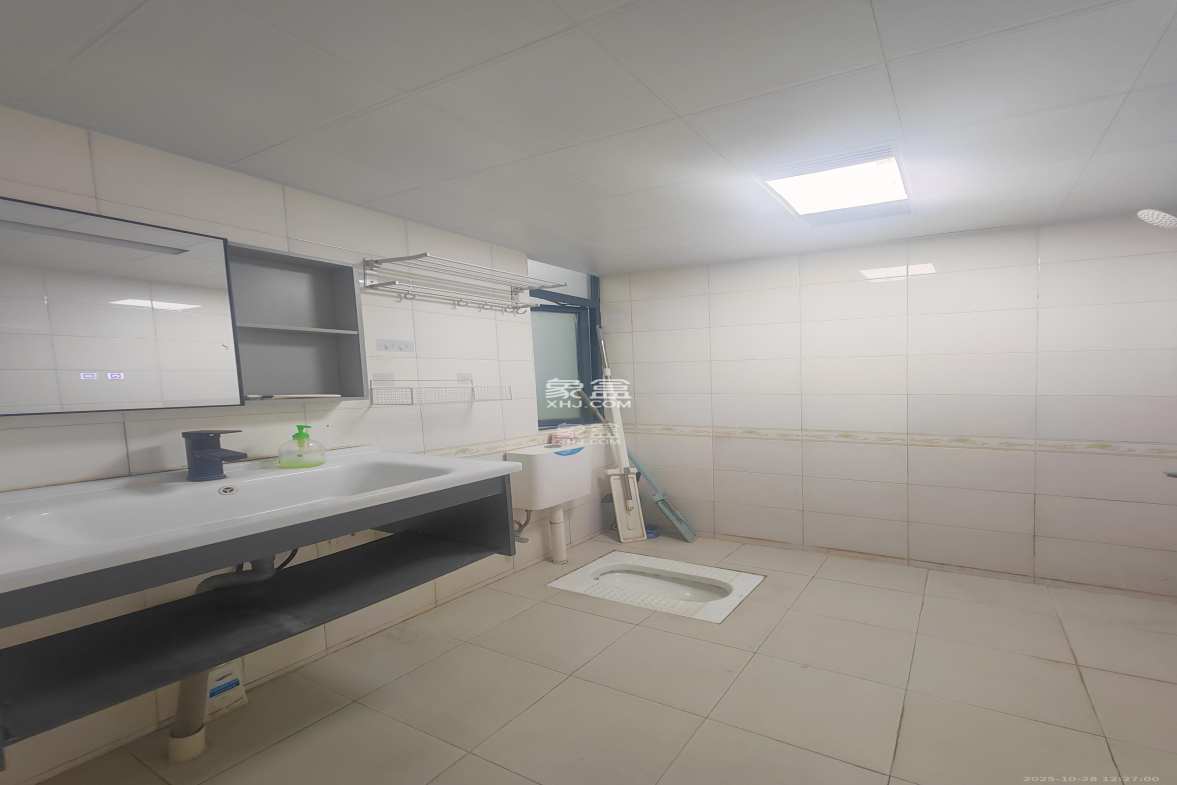 湘府9号 3室1厅1卫 2000.0元/月 湘府9号 3室1厅1卫 2000.0元/月室内图