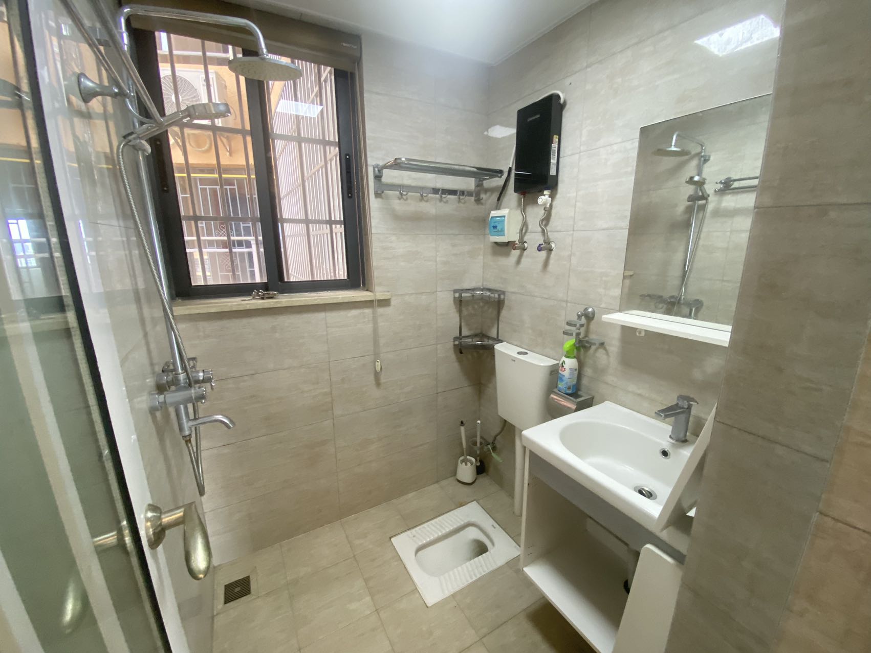 昌茂城邦  2室2厅1卫    2700.0元/月室内图