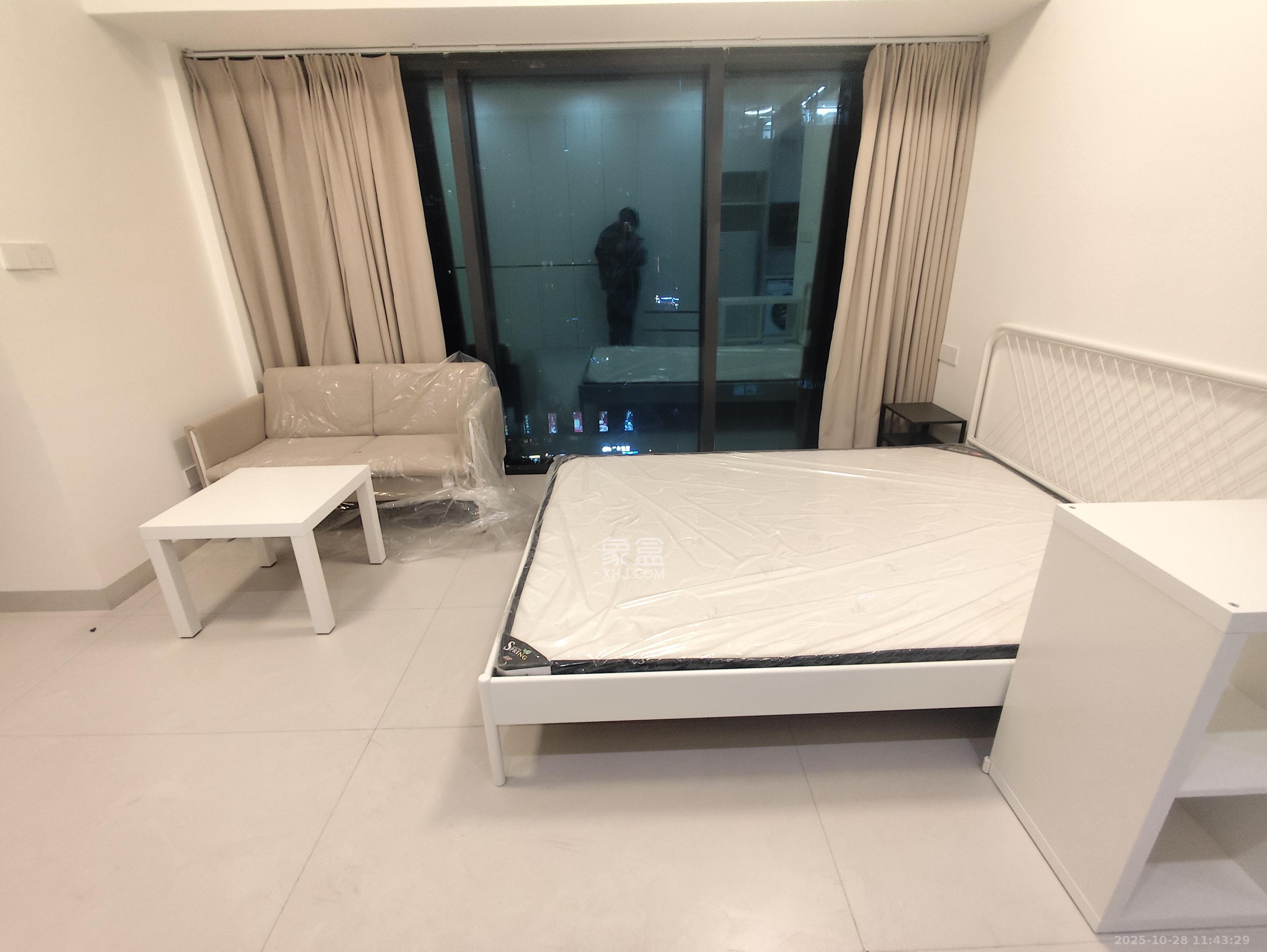 华润置地中心  1室0厅0卫    2300.0元/月室内图