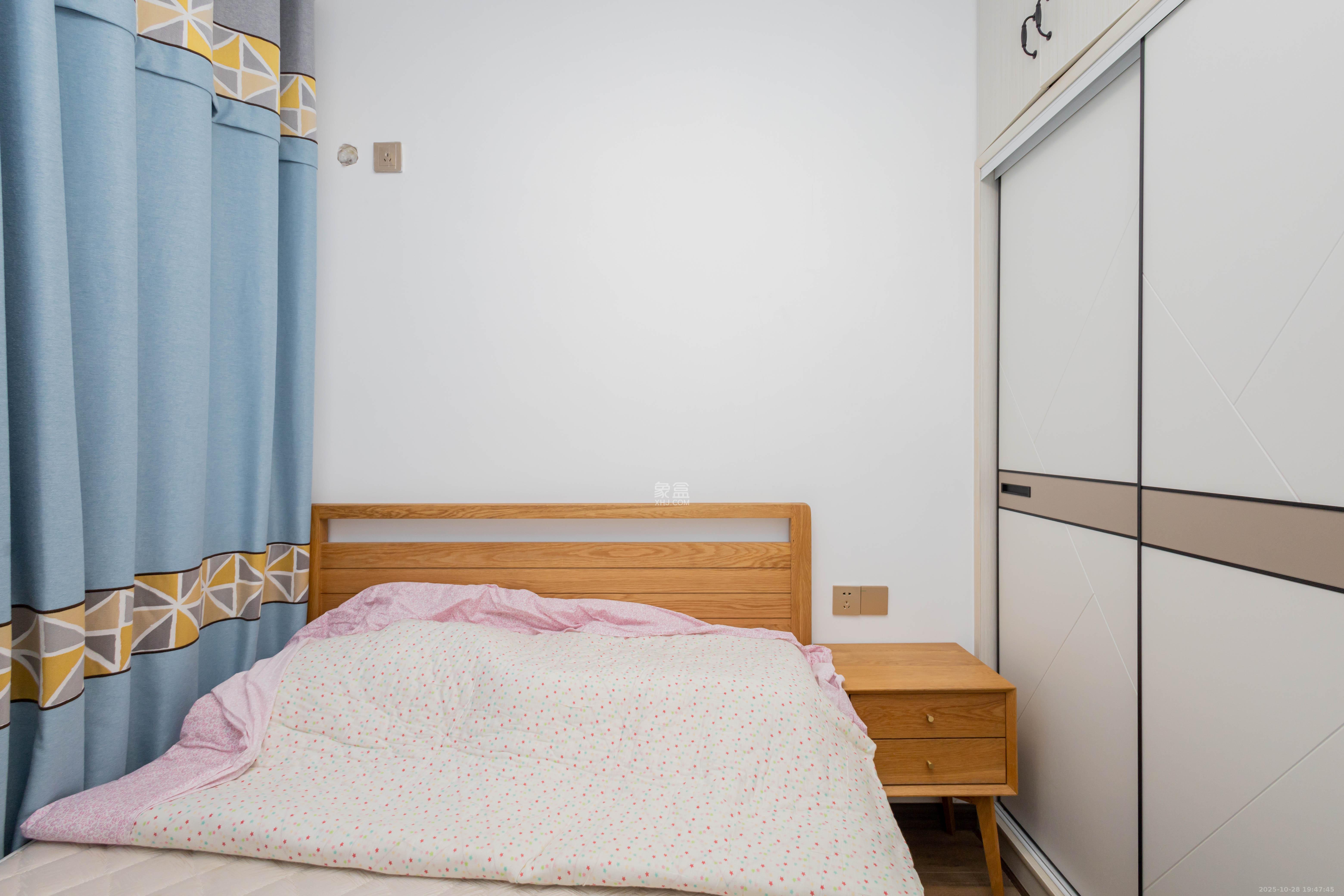 东业上城嘉苑(晟悦国际) 3室2厅2卫 79.8万 东业上城嘉苑(晟悦国际) 3室2厅2卫 79.8万卧室