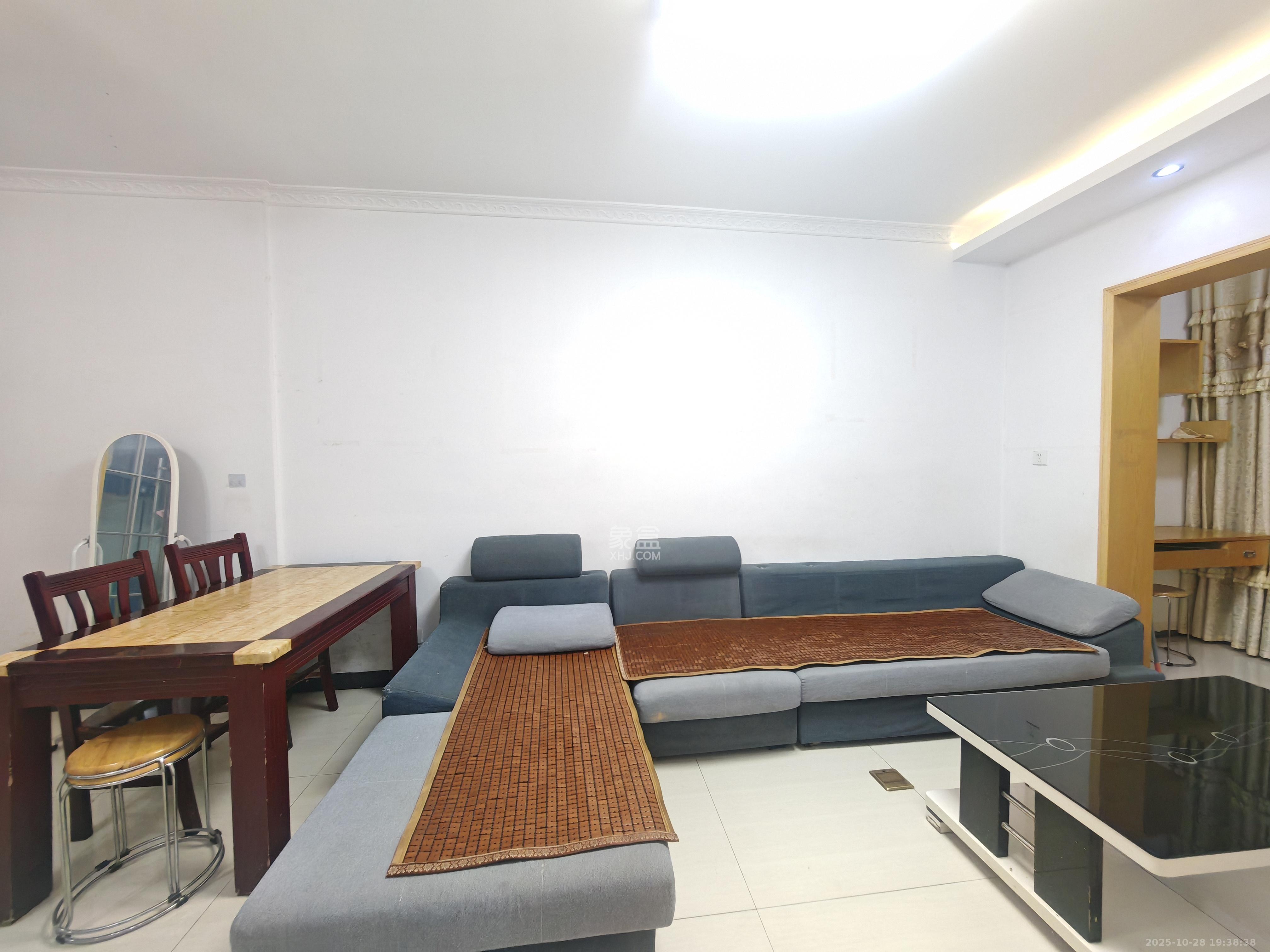 家和苑（原梅溪湖保障性住房一期）  2室2厅1卫    1700.0元/月室内图