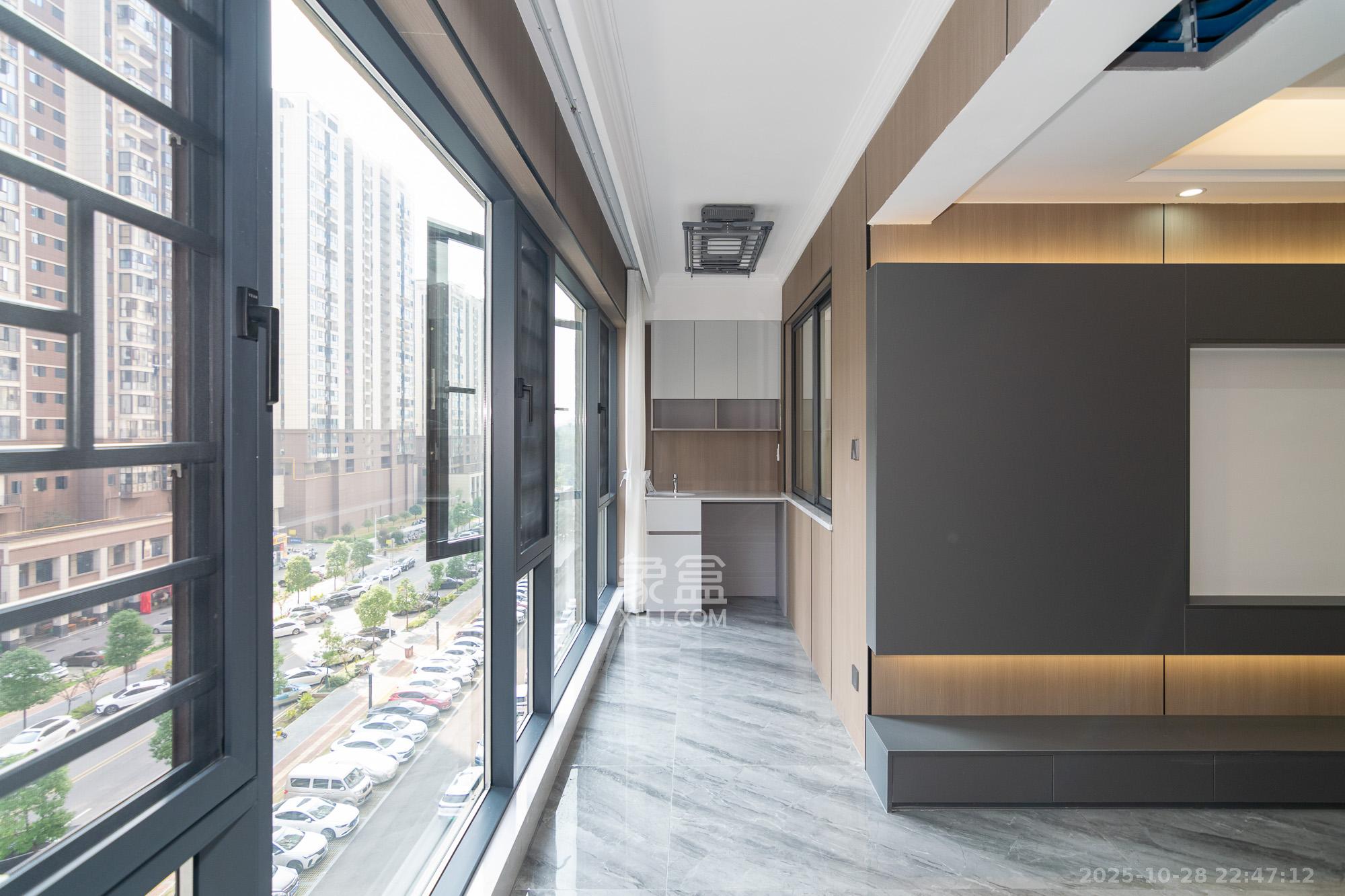 金辉优步学府  4室2厅2卫    96.8万 金辉优步学府  4室2厅2卫    96.8万阳台