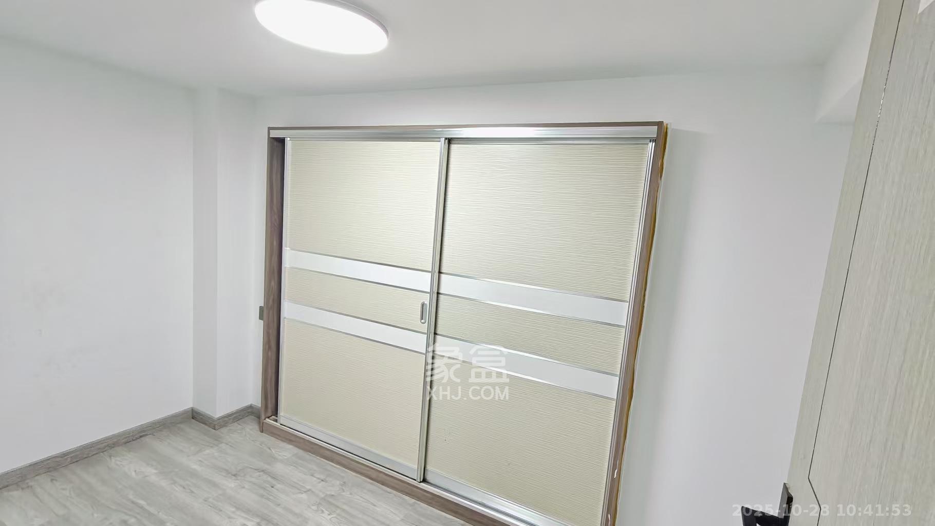 海伦春天  2室1厅1卫    1600.0元/月室内图