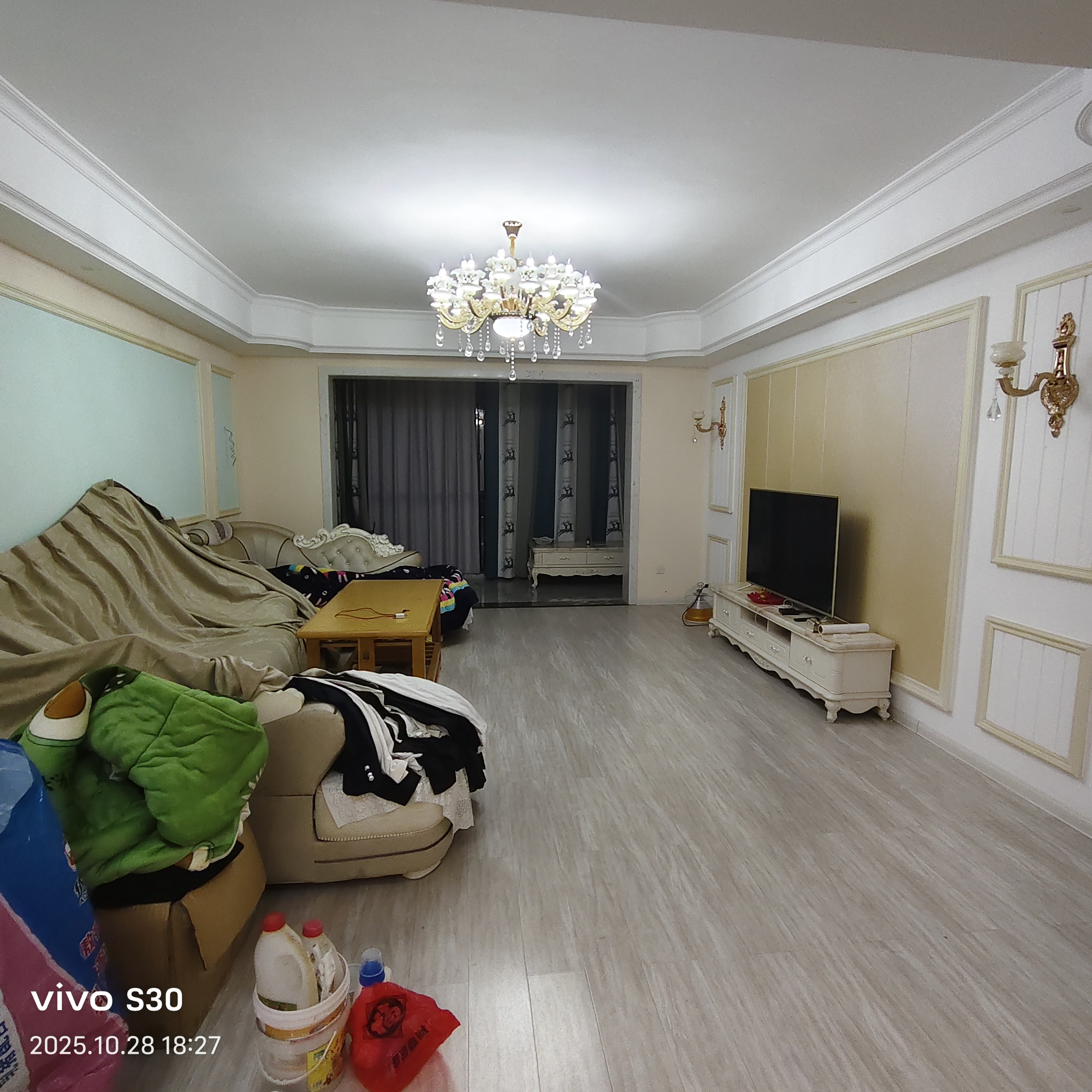 幸福香颂 4室2厅2卫 2500.0元/月 幸福香颂 4室2厅2卫 2500.0元/月室内图