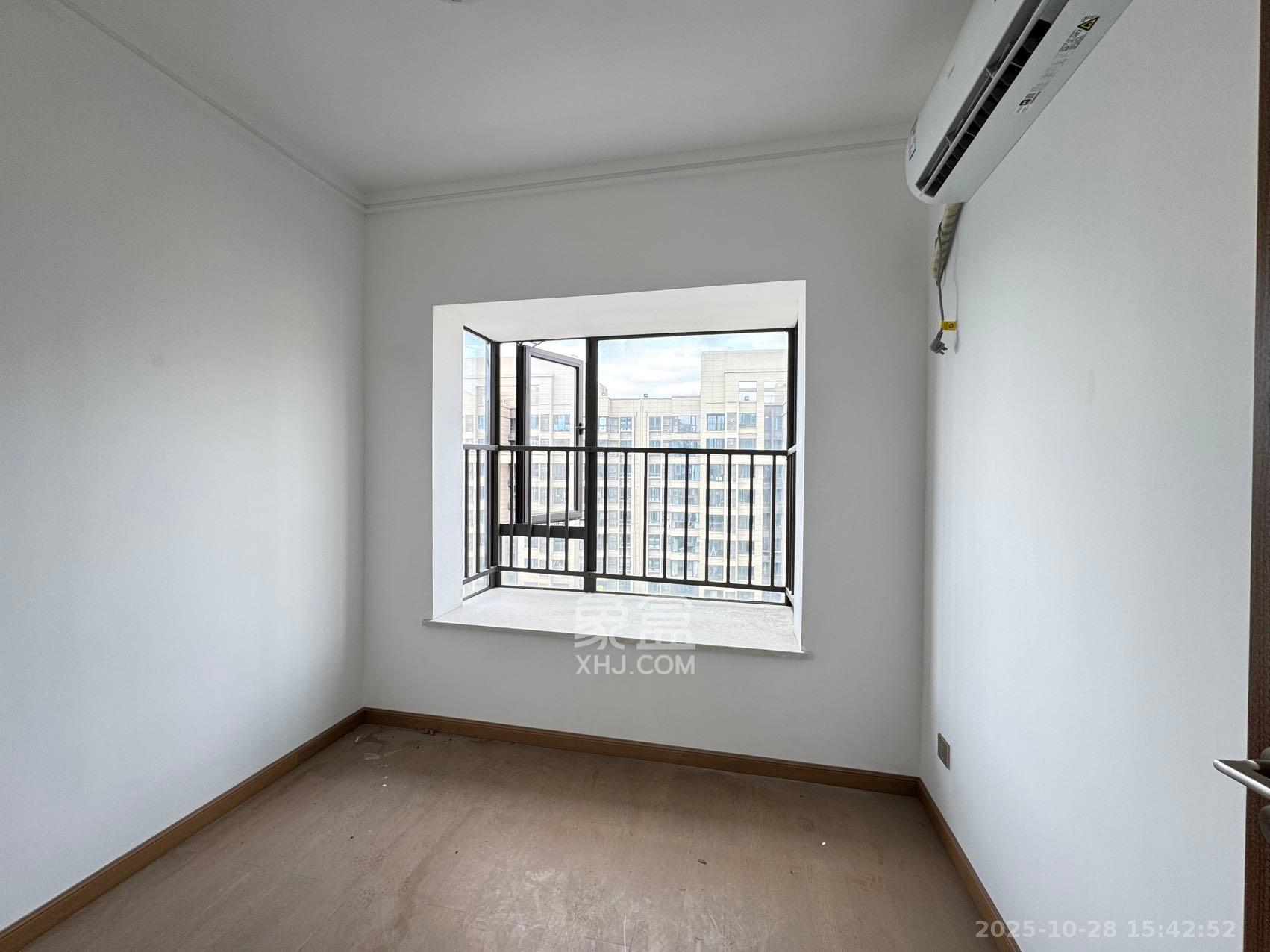 阳光城尚东湾青柠园  3室2厅2卫    2800.0元/月室内图