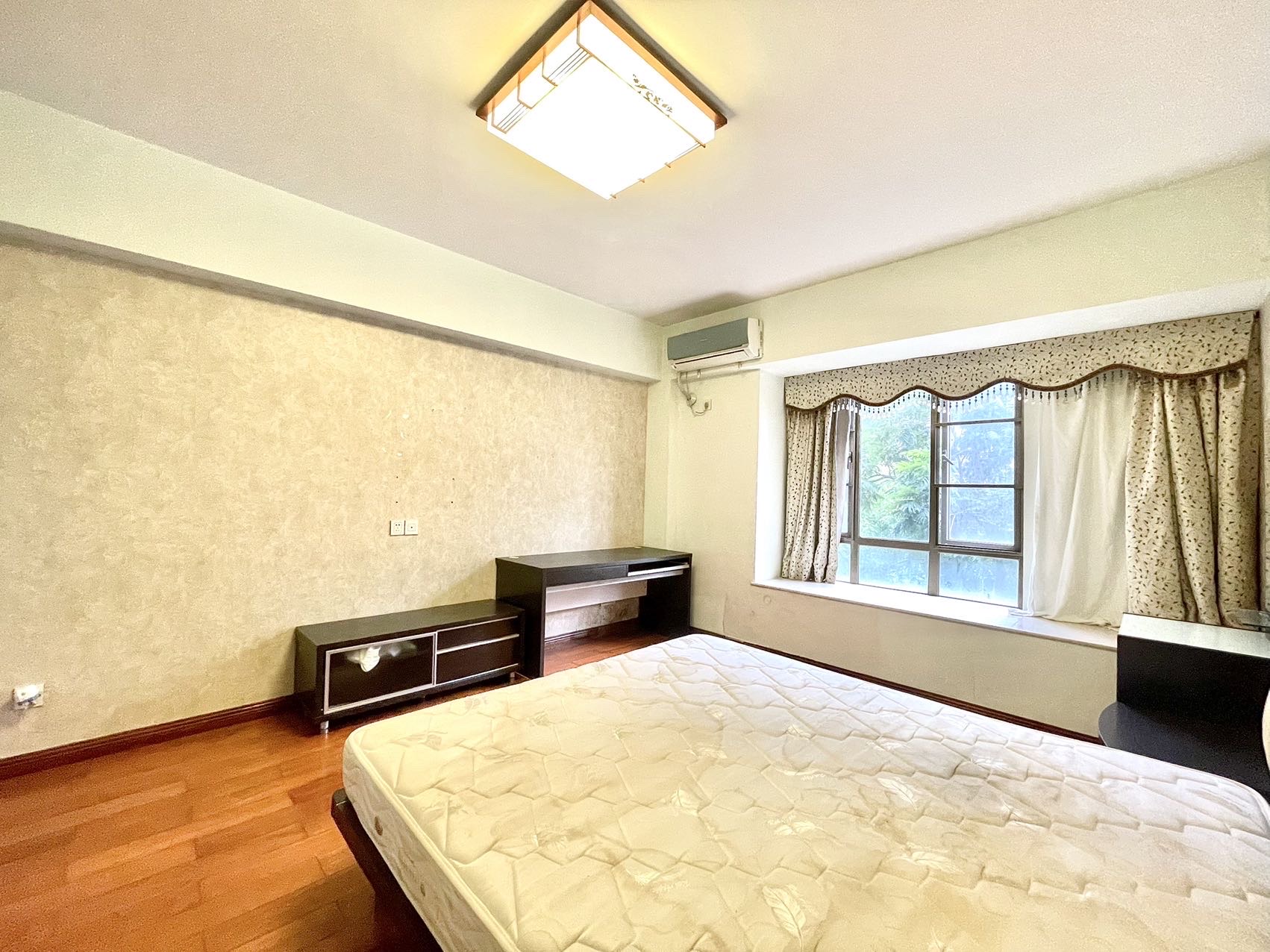 世代雅居  3室2厅2卫    4000.0元/月 世代雅居  3室2厅2卫    4000.0元/月室内图