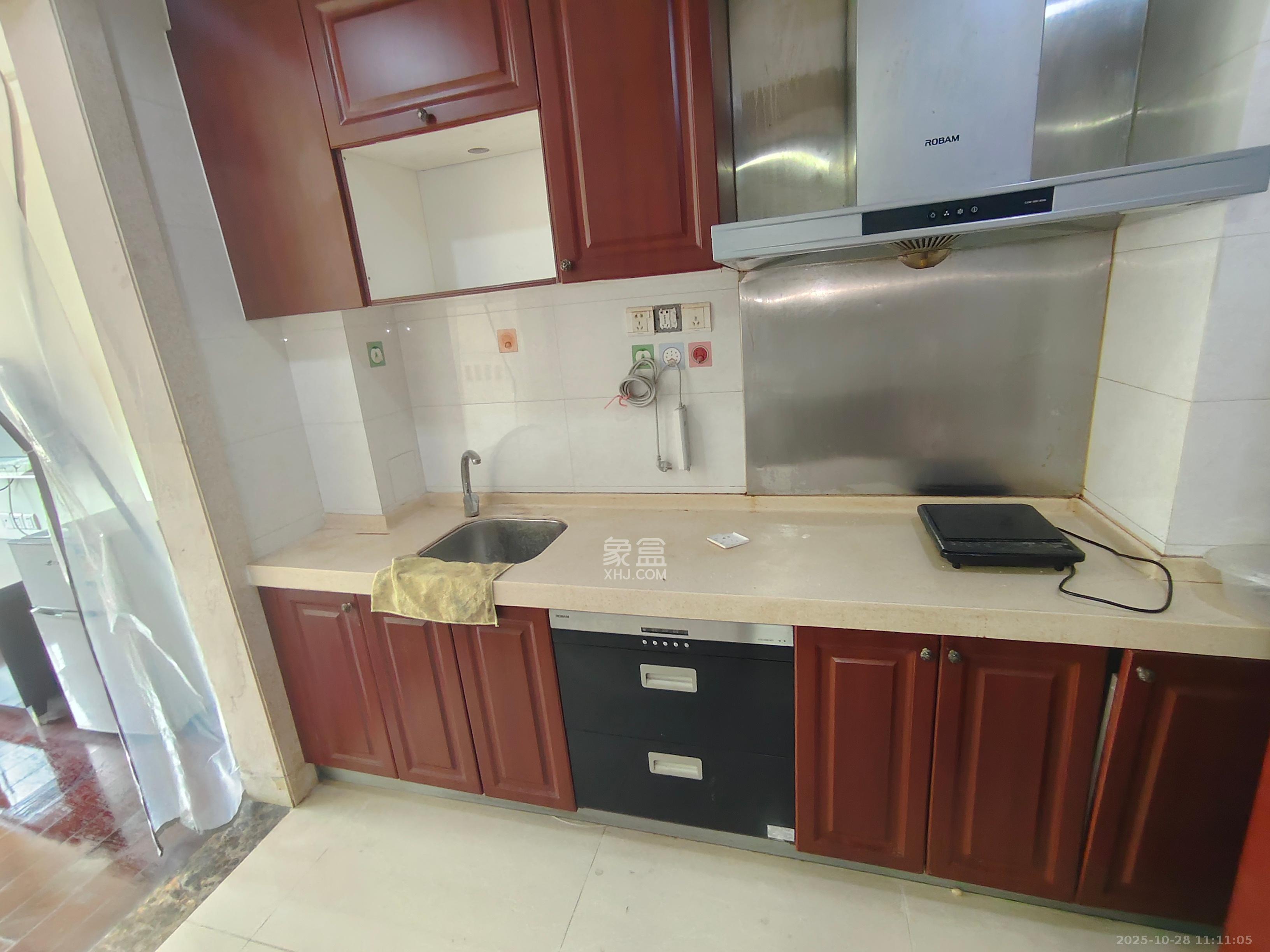 恒大华府  1室0厅1卫    1200.0元/月 恒大华府  1室0厅1卫    1200.0元/月室内图