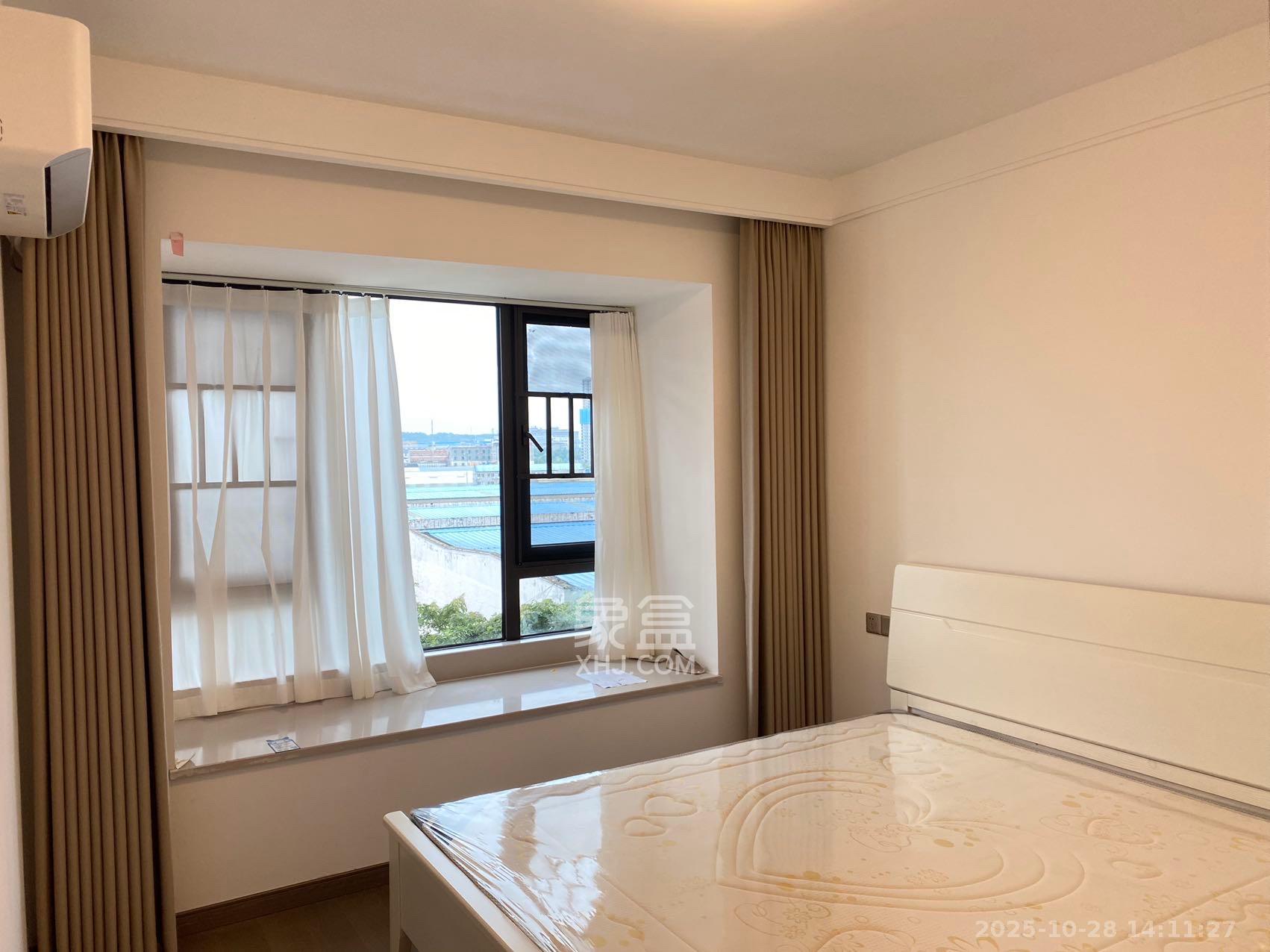 龙湖日盛奕境 3室2厅2卫 2700.0元/月 龙湖日盛奕境 3室2厅2卫 2700.0元/月室内图