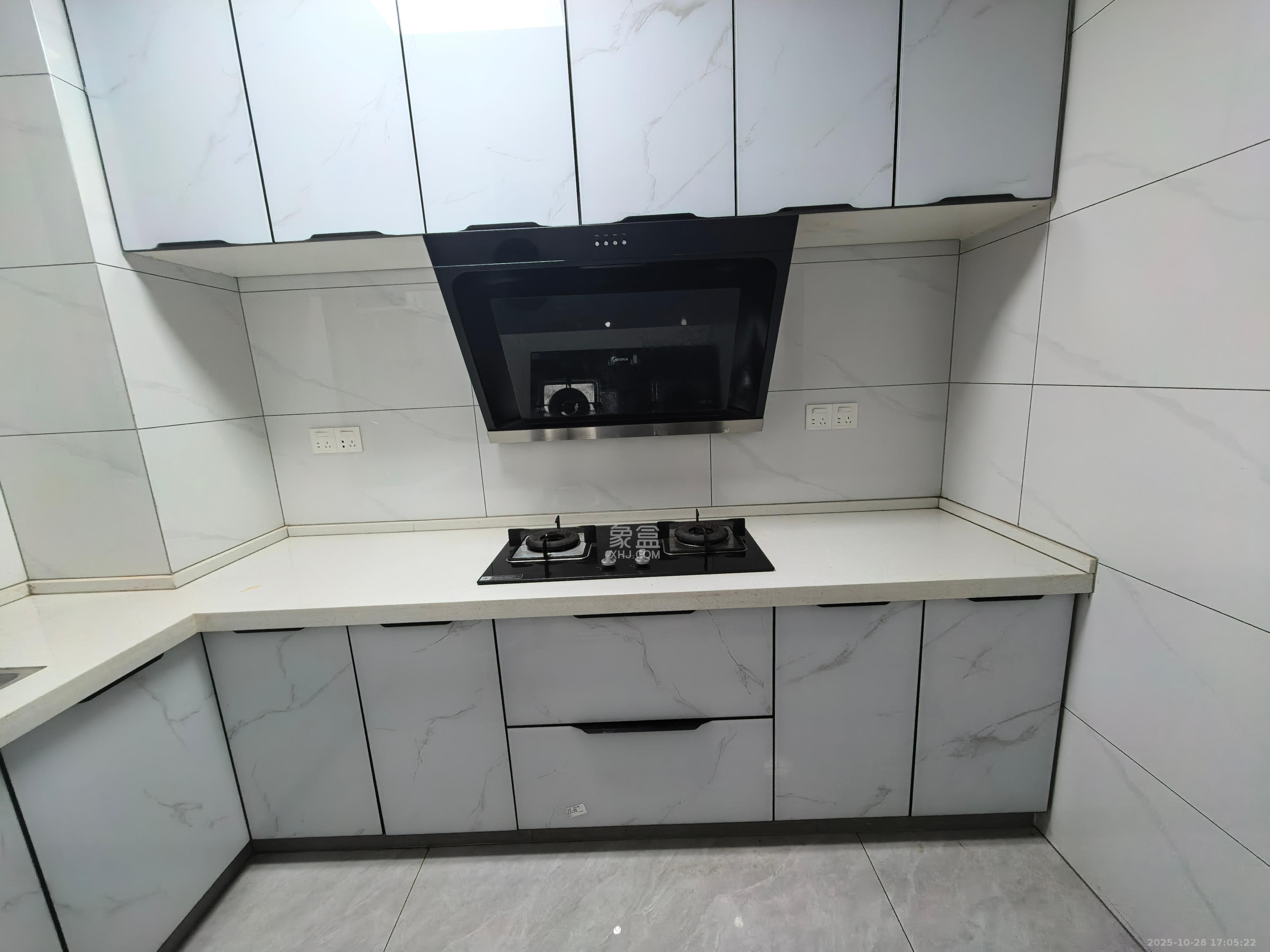 金辉优步星樾  3室2厅2卫    2600.0元/月室内图