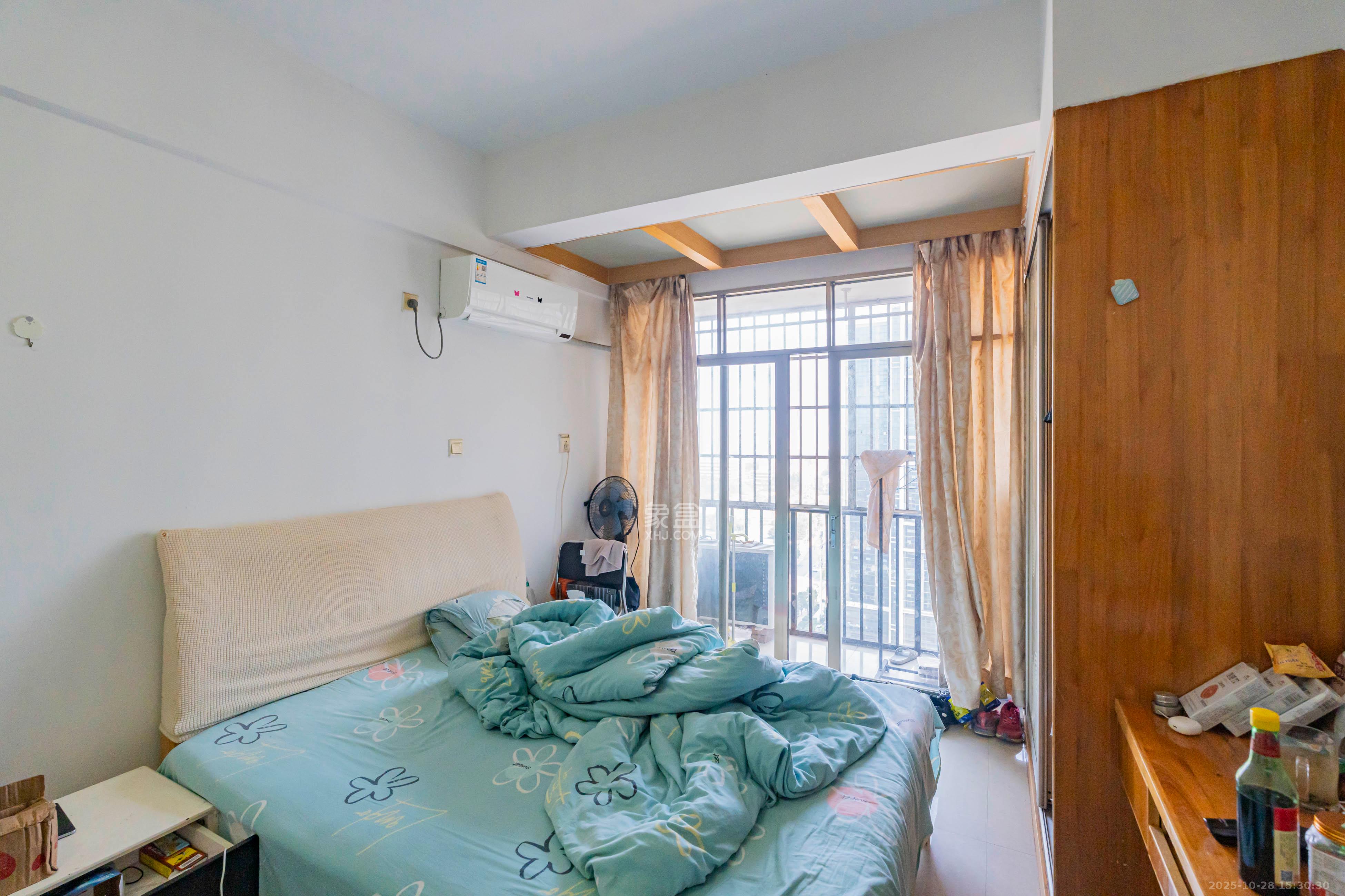 名富公寓 1室1厅1卫 21.0万 名富公寓 1室1厅1卫 21.0万卧室